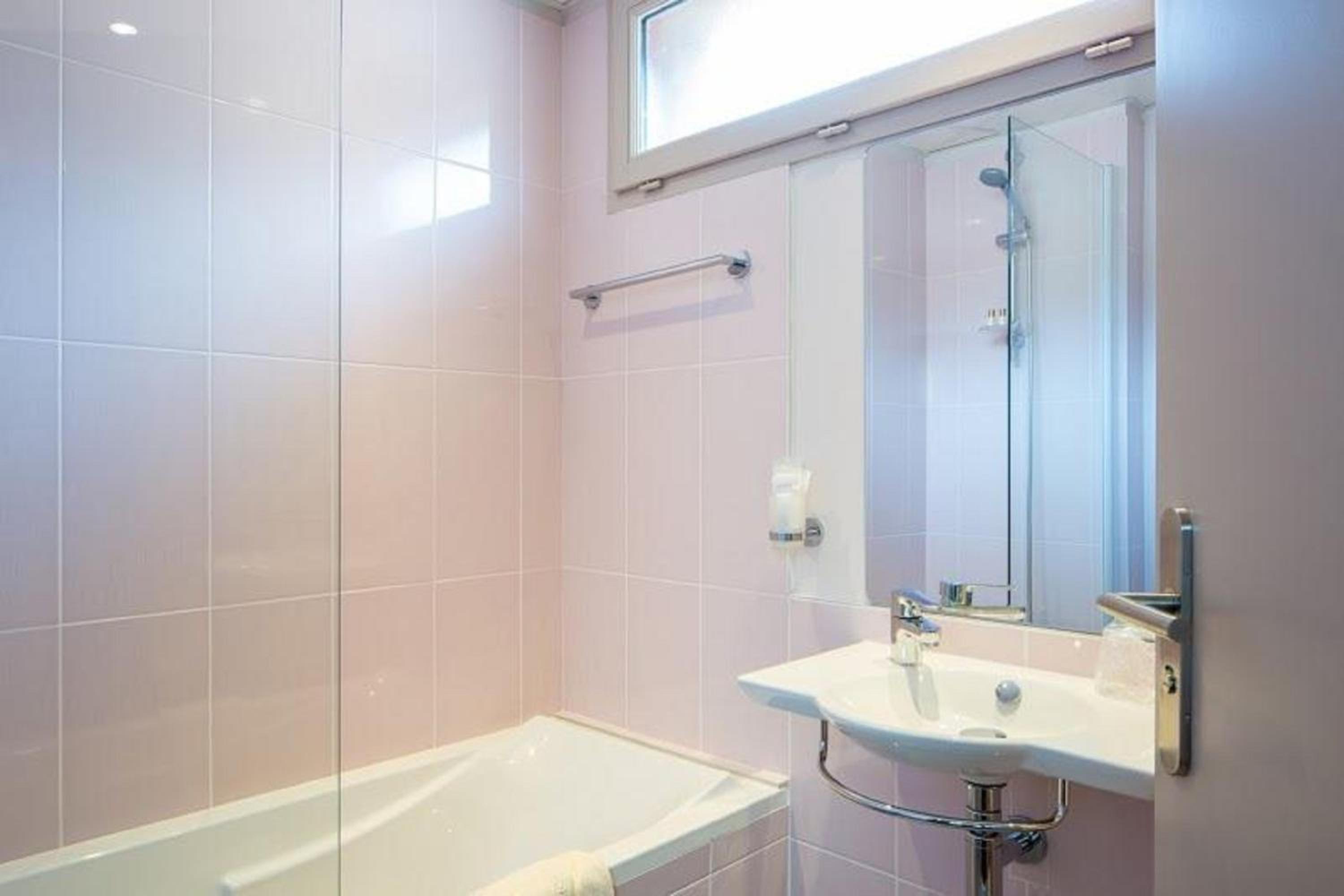 Superior Double Room - Photo 2