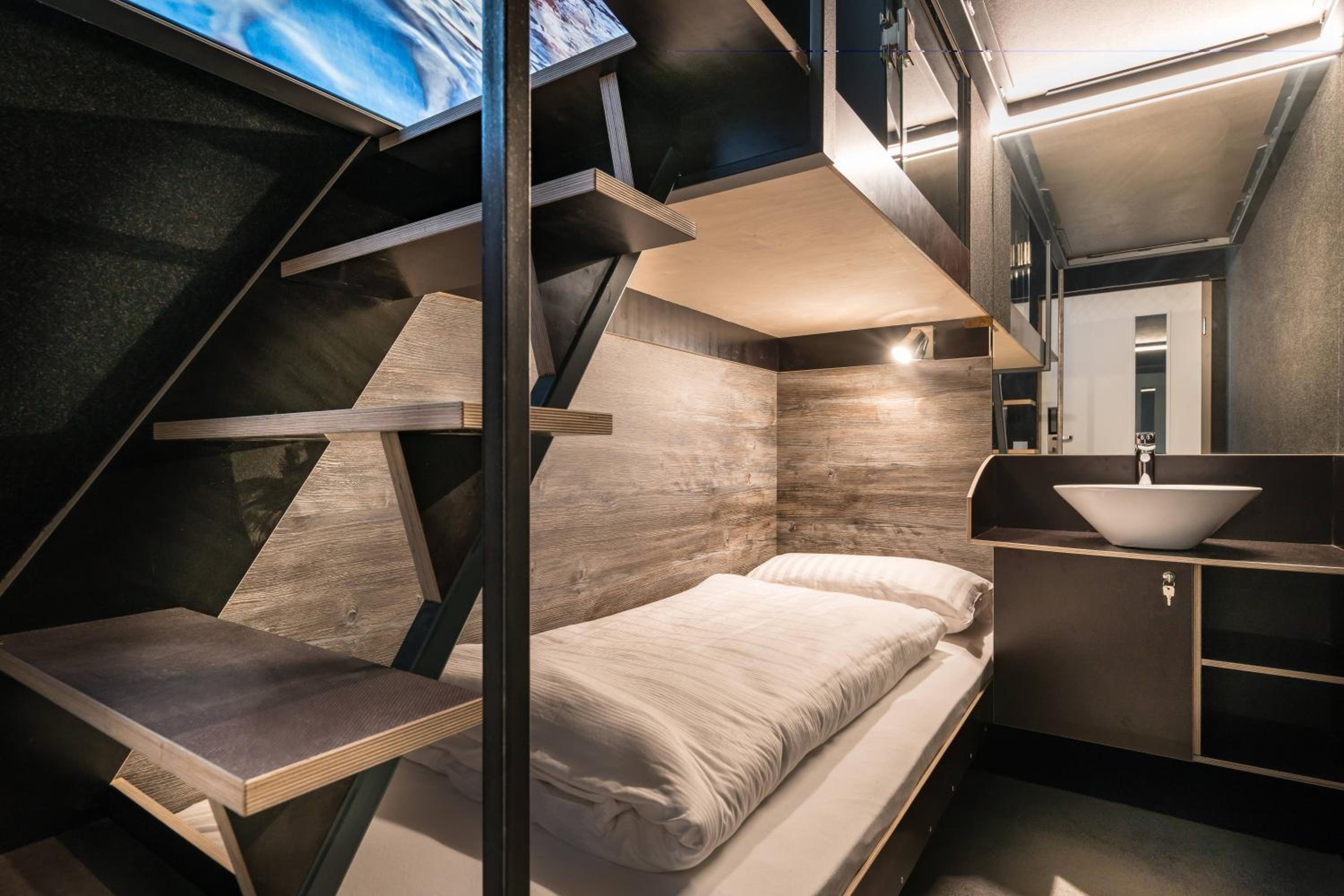 Comfort Twin Room with Shared Toilet