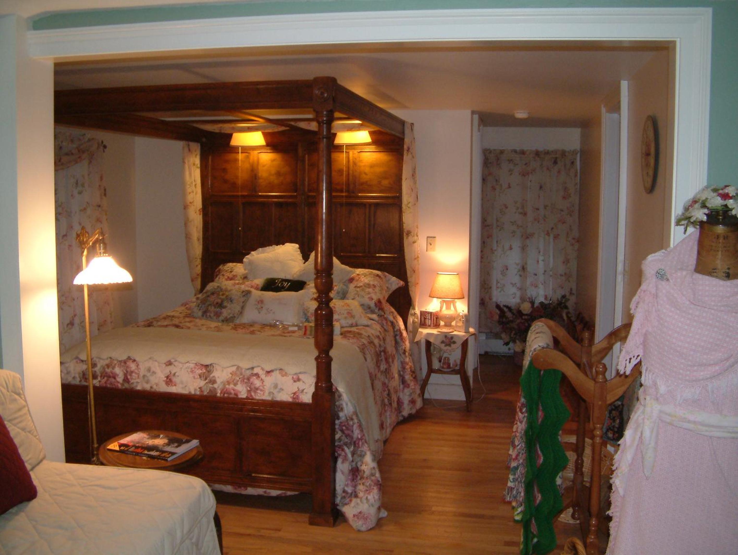 Queen Suite