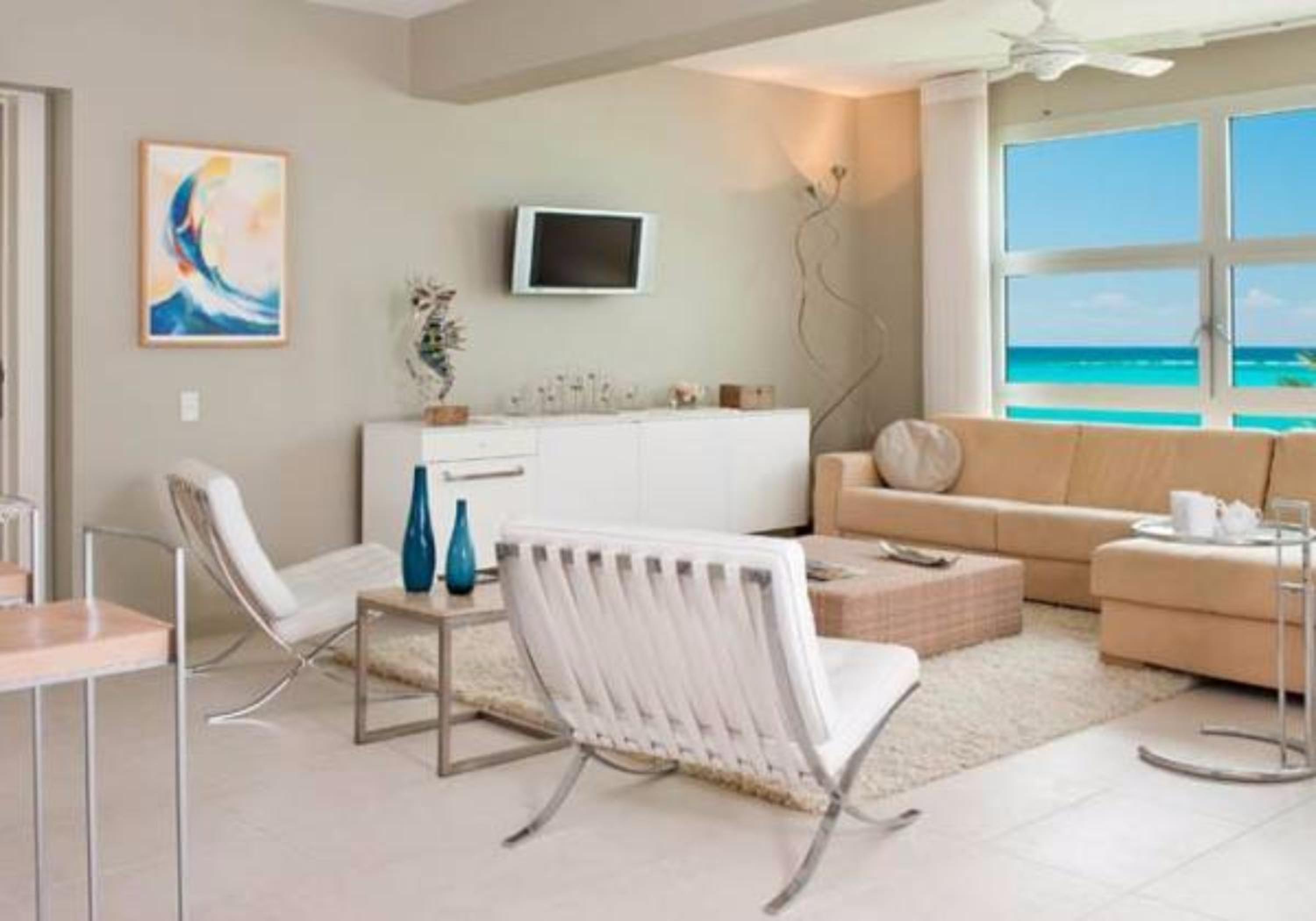Oceanfront One-Bedroom Suite
