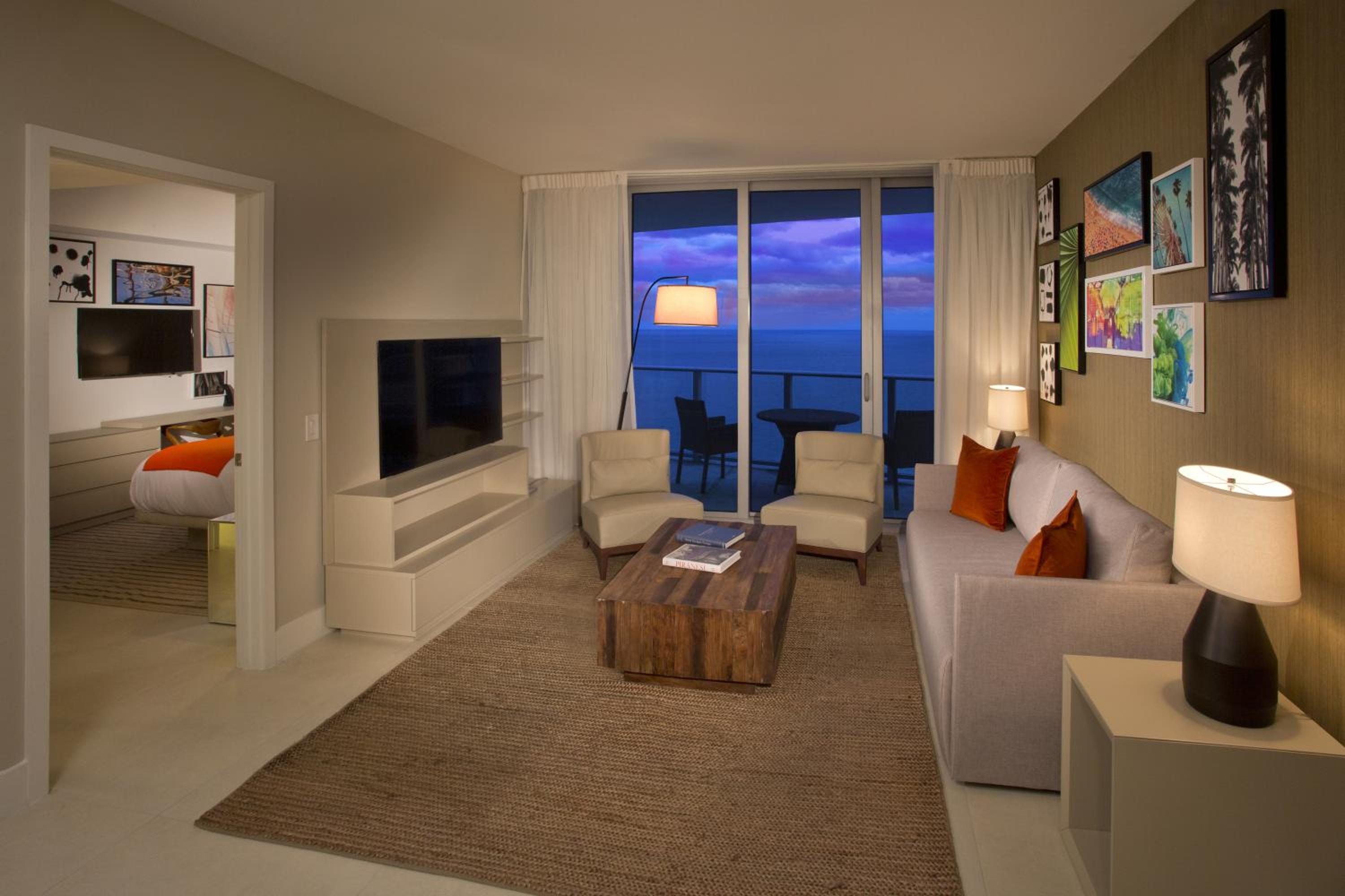 1 Bedroom Suite Oceanview King  - Photo 1