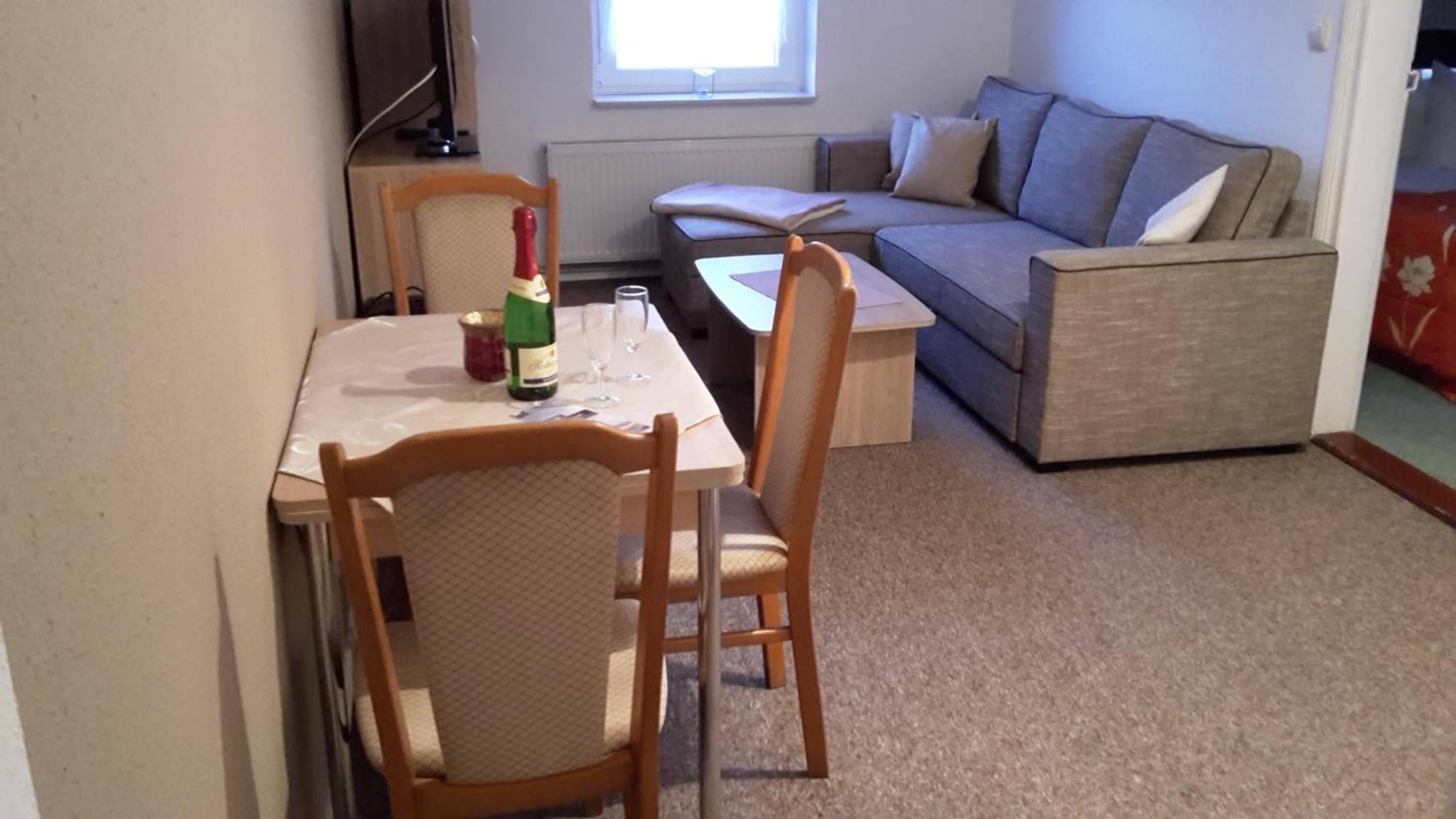 Suite without Kitchen 2 photo 3