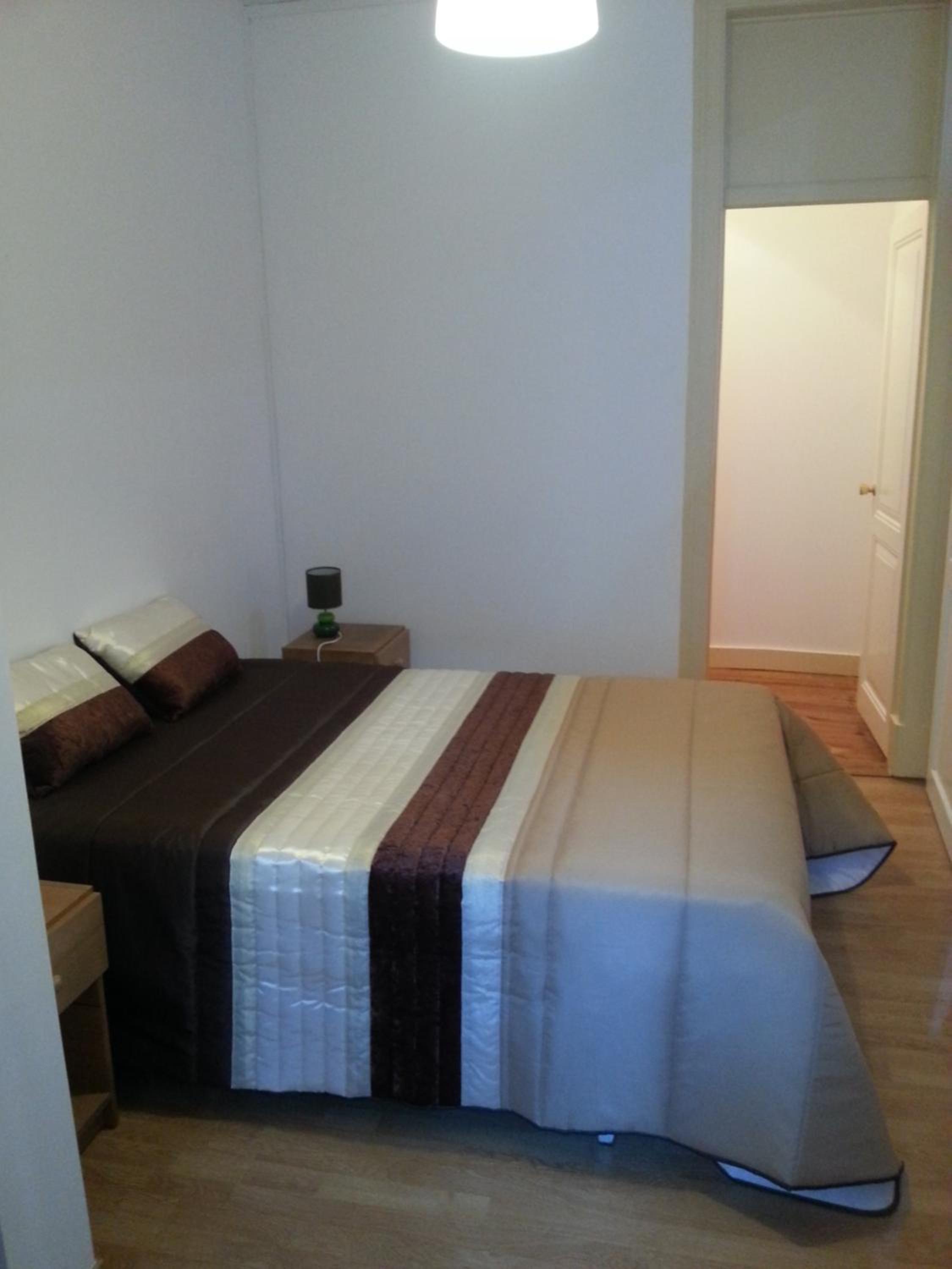 Double Room with Balcony - Photo 1