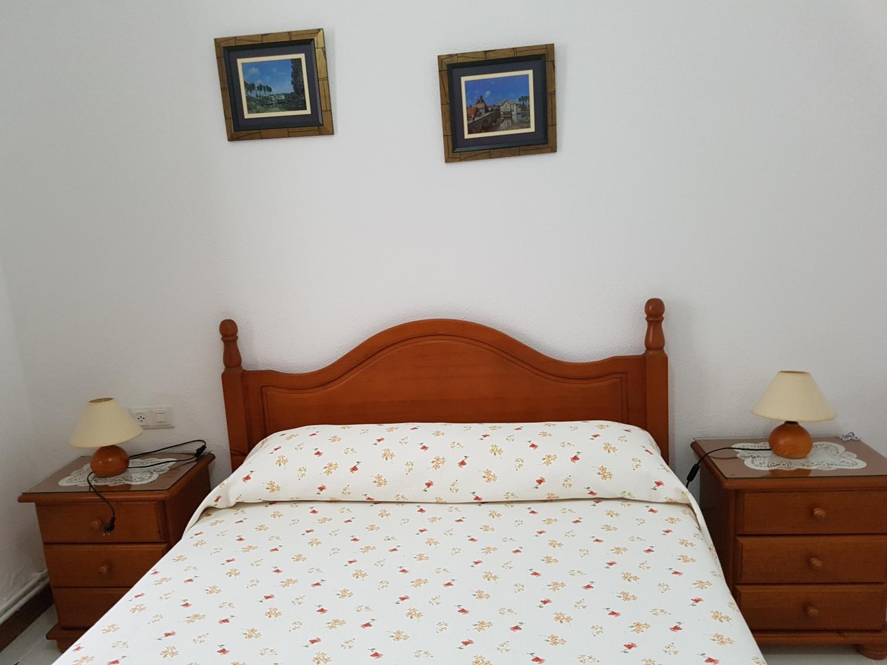 Apartment with Terrace - Photo 4
