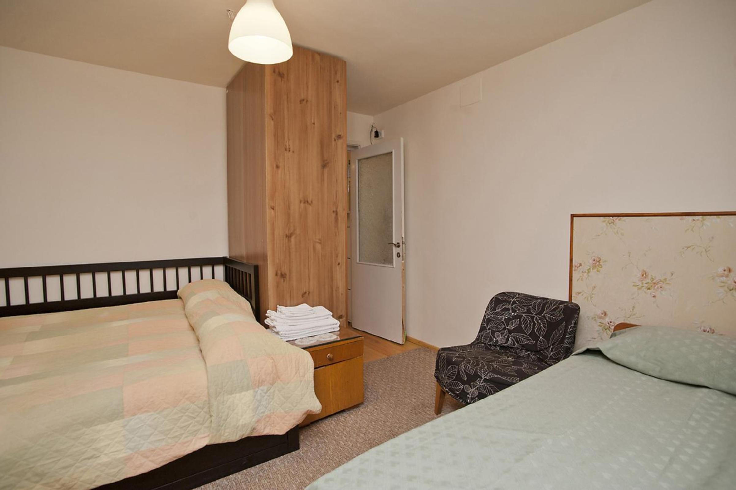 Two-Bedroom Apartment - Photo 3