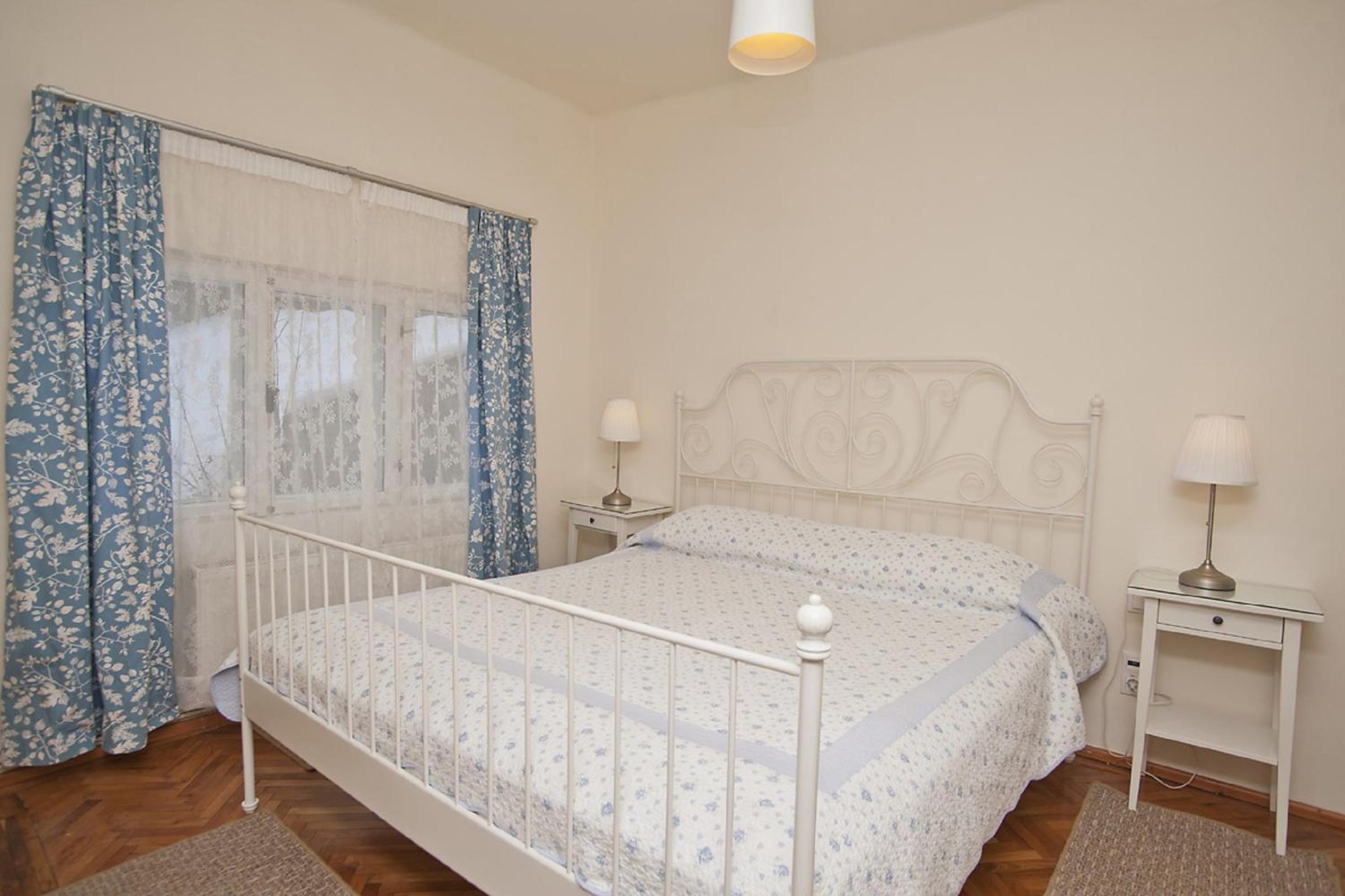 Two-Bedroom Apartment - Photo 1