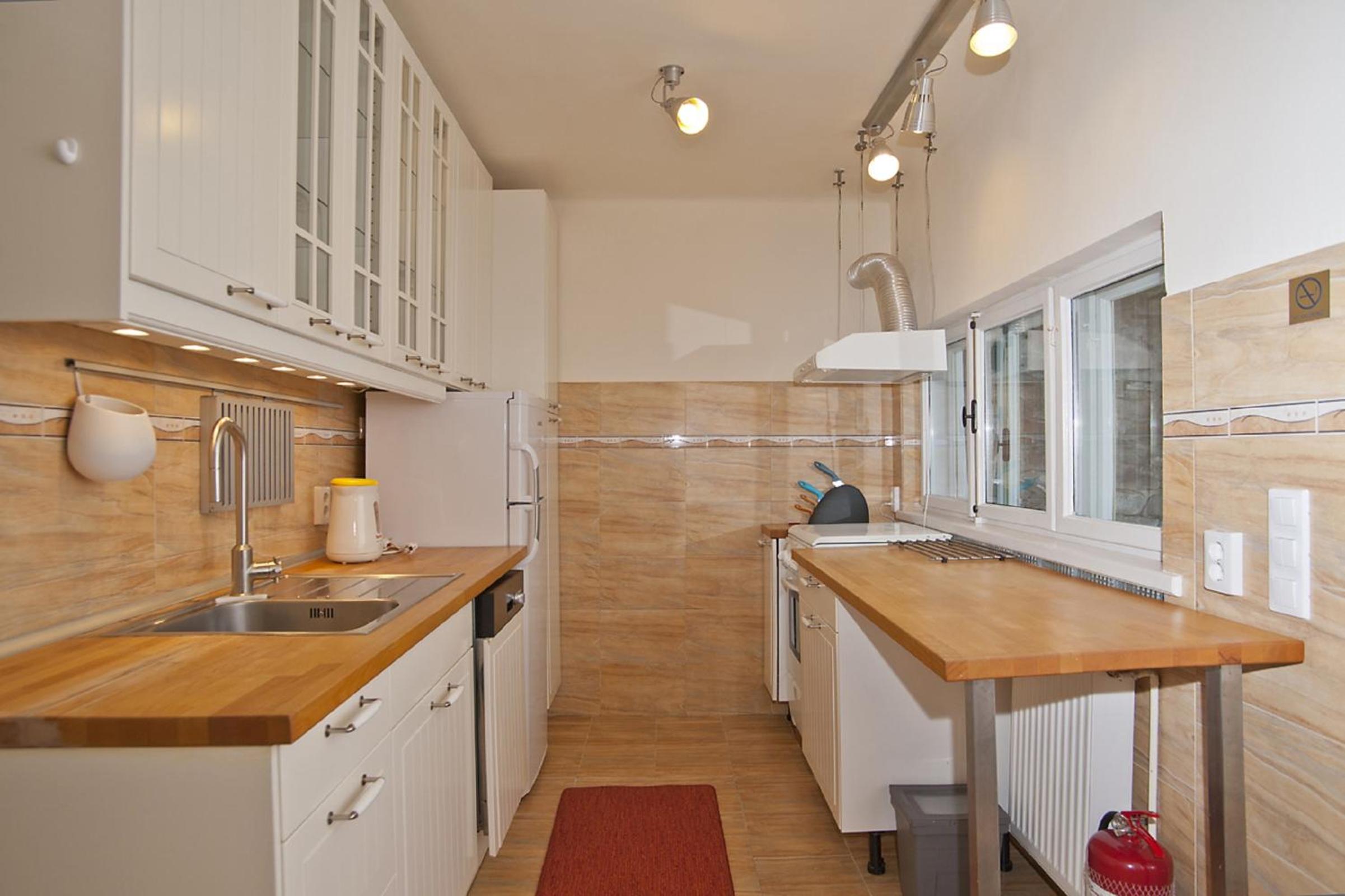 Two-Bedroom Apartment - Photo 6