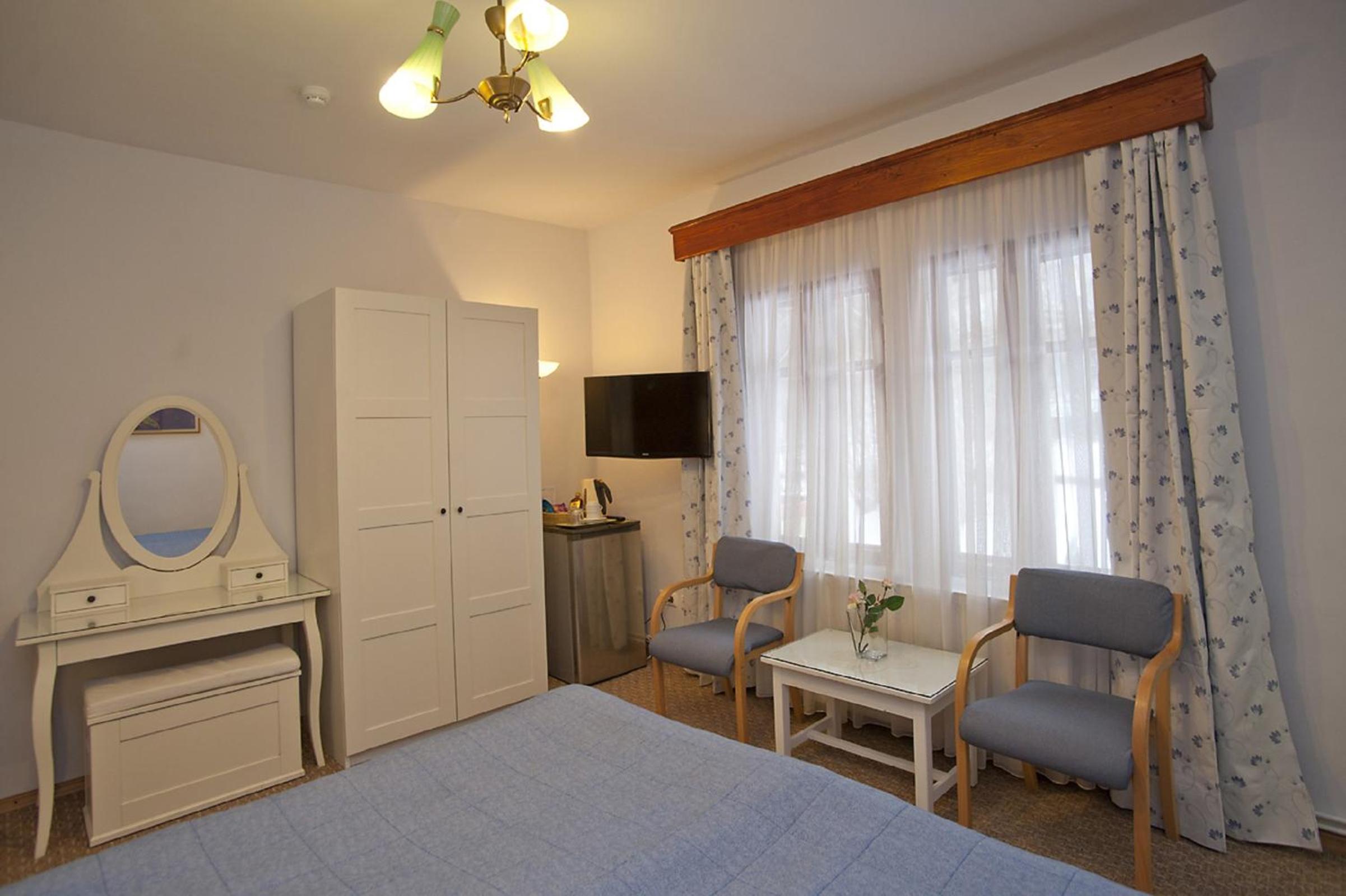 Standard Double Room - Photo 5