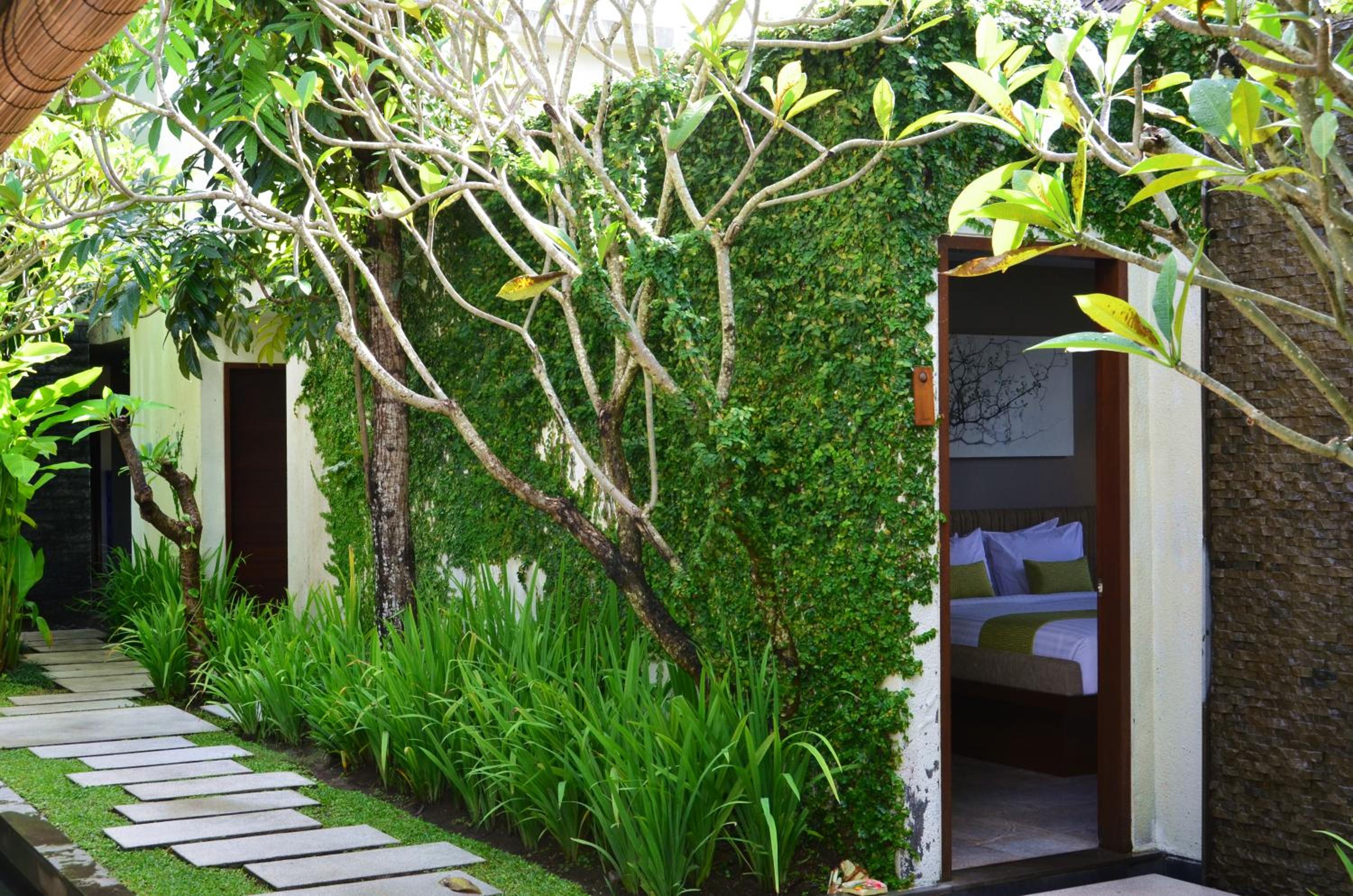 Studio with One Time Spa