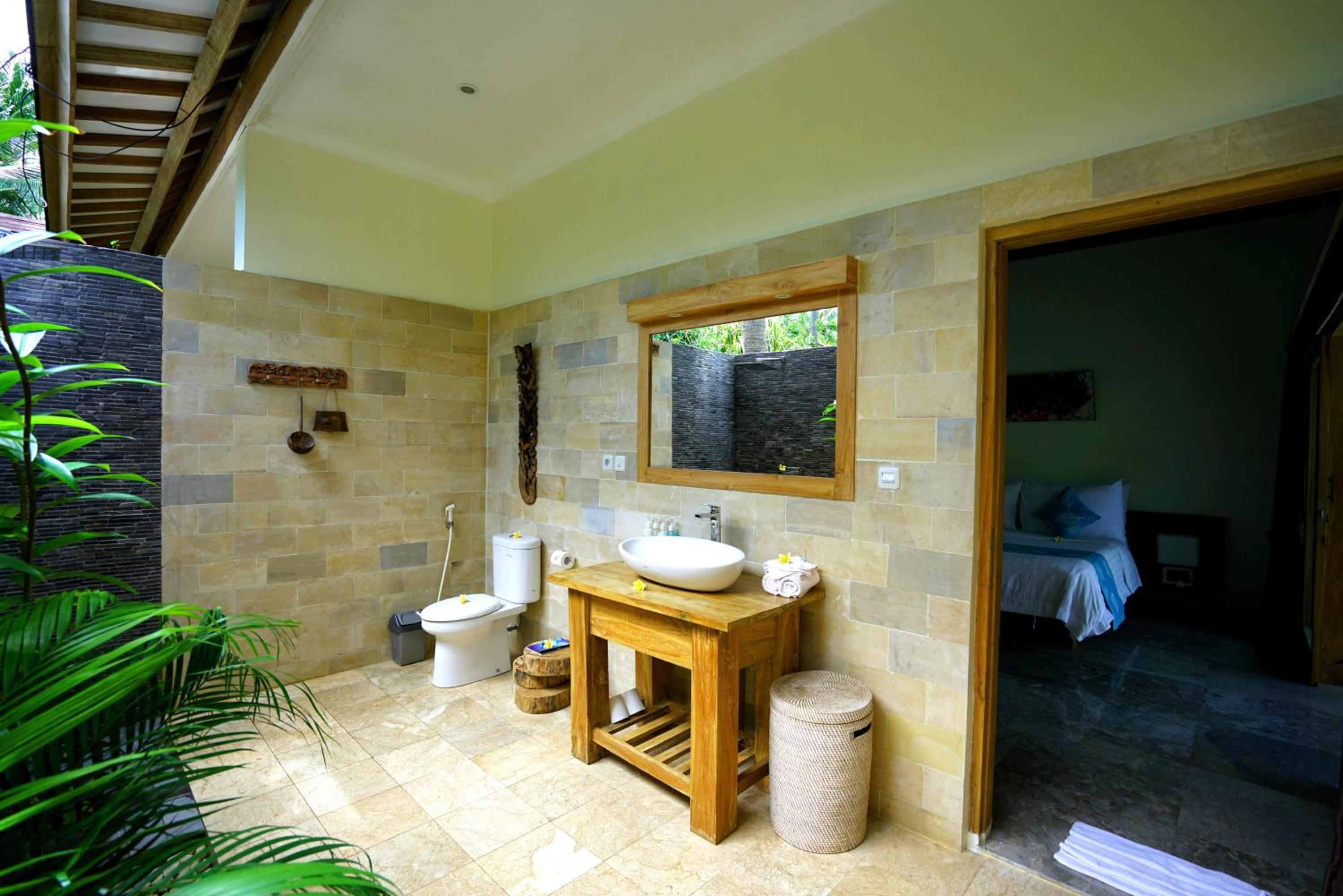 Villa with Private Pool - Photo 22