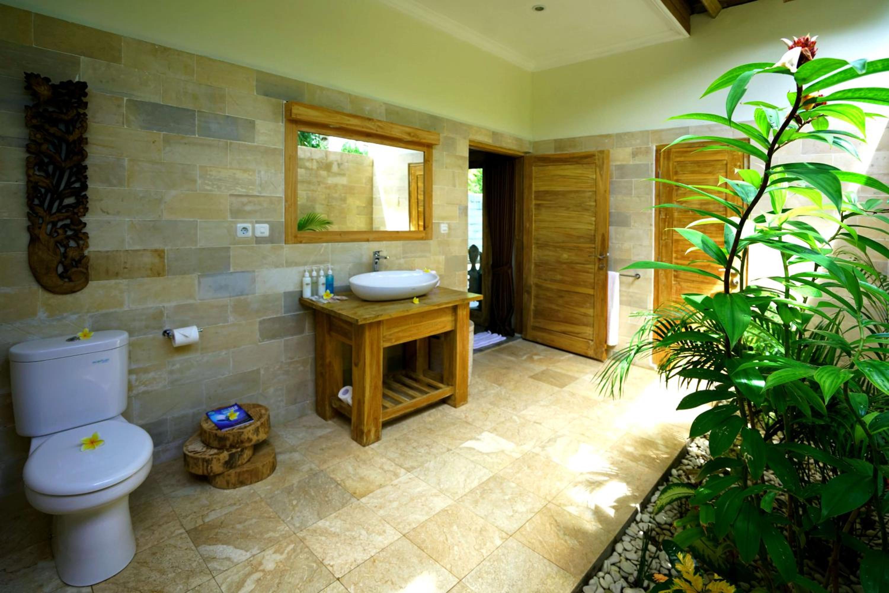 Villa with Private Pool - Photo 8