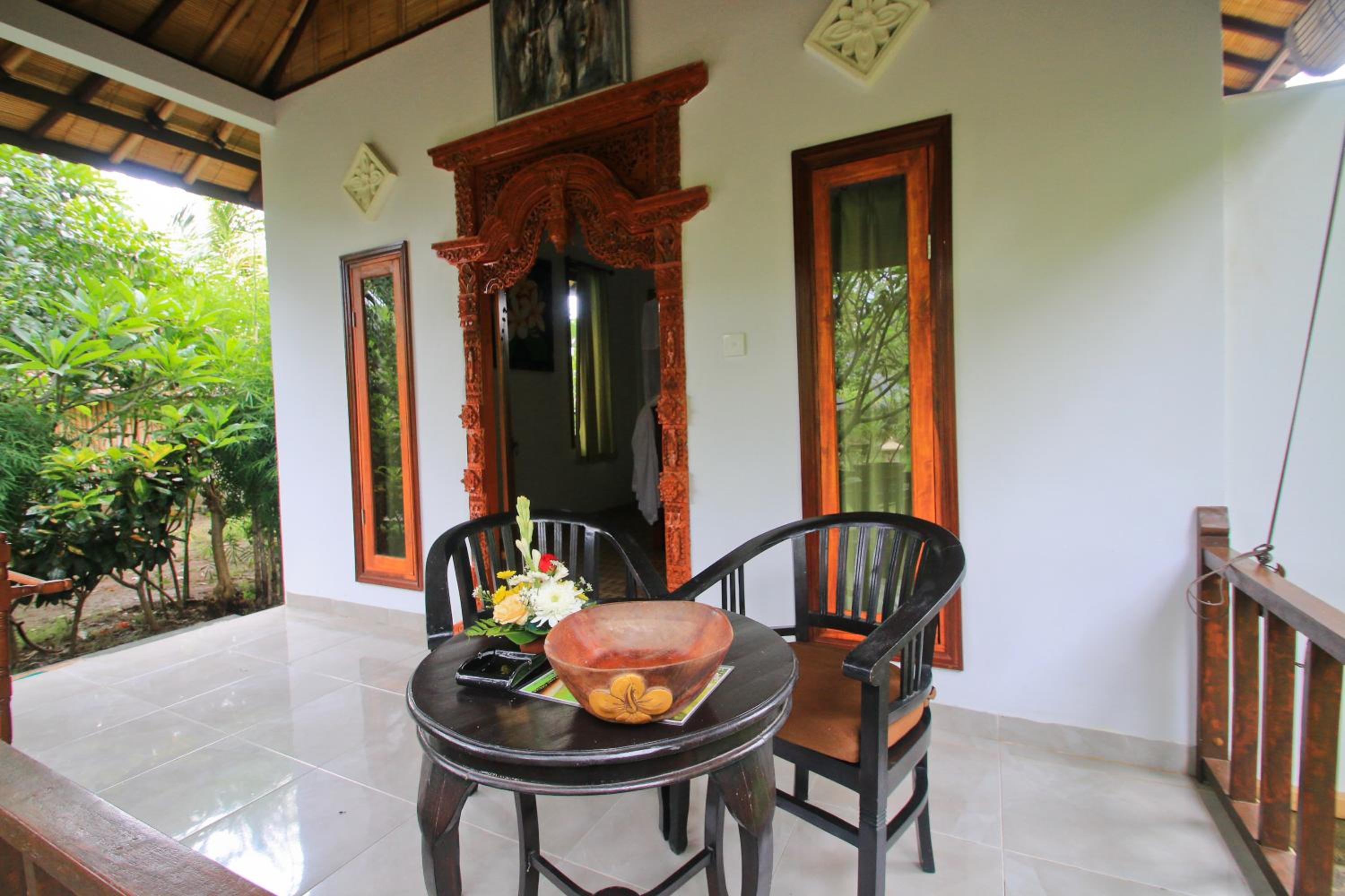 One-Bedroom Bungalow - Photo 6