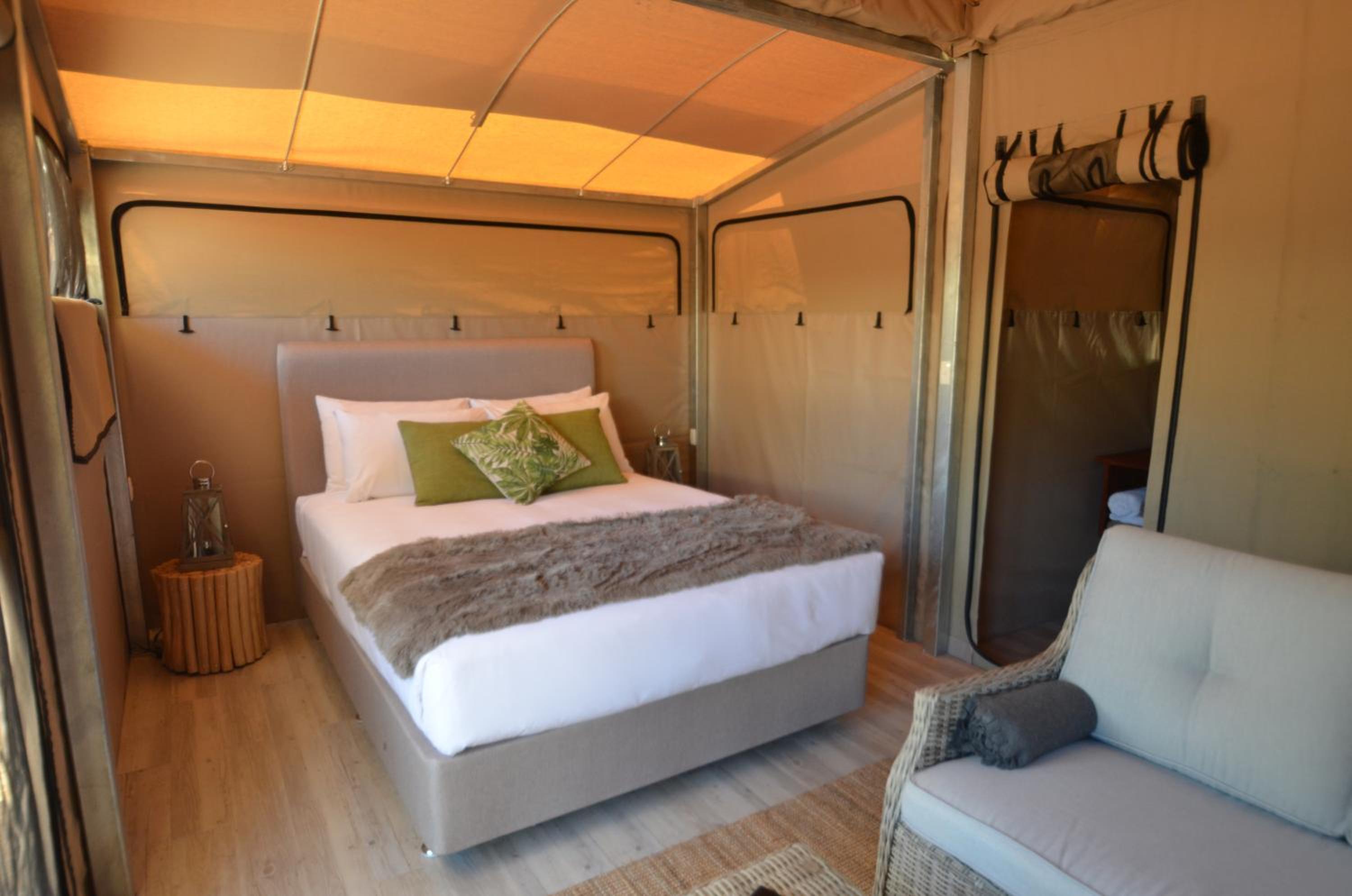 Luxury Queen Tent (Ensuite) photo 2