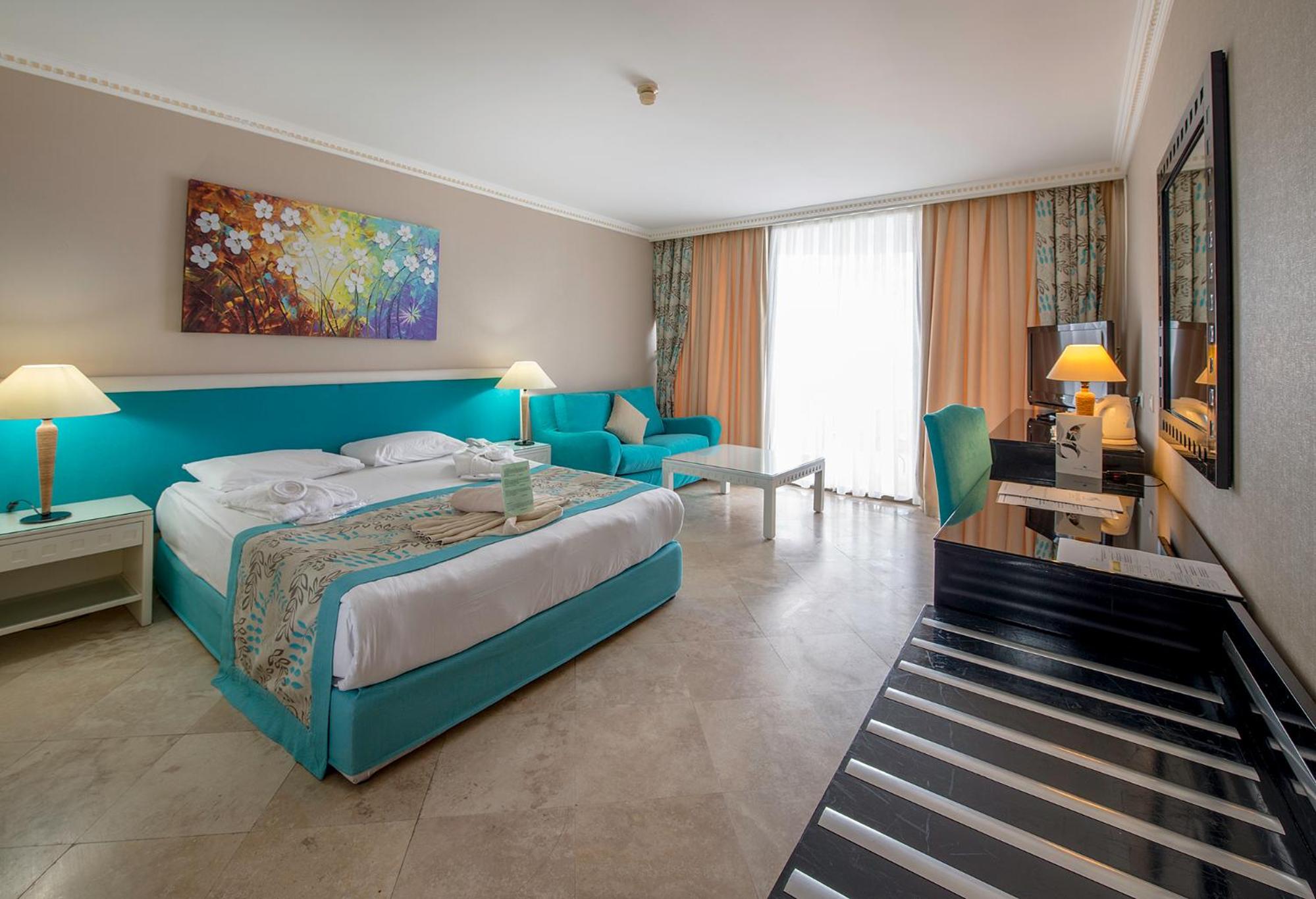 Queen Suite photo 1