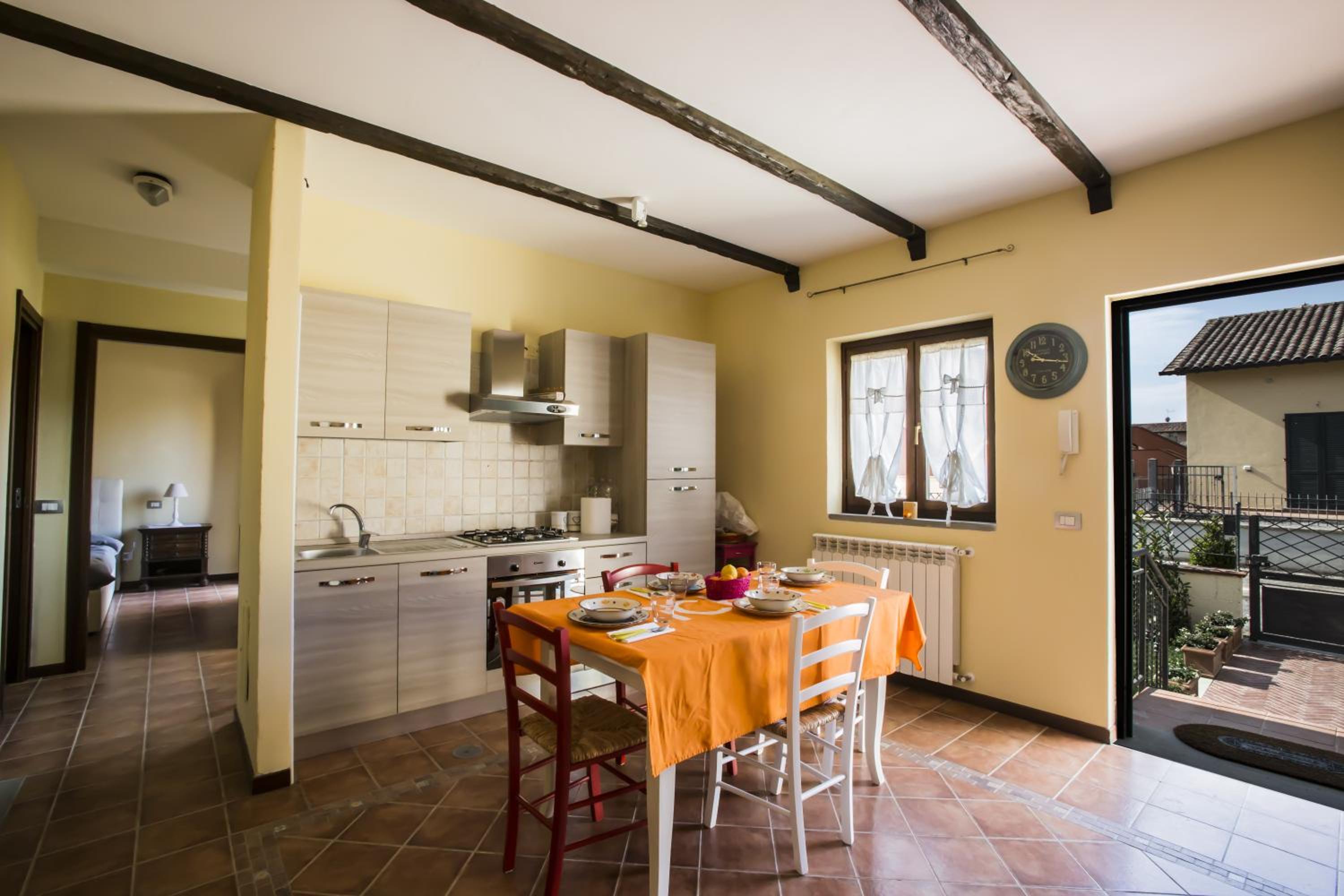 Two-Bedroom House - Photo 16