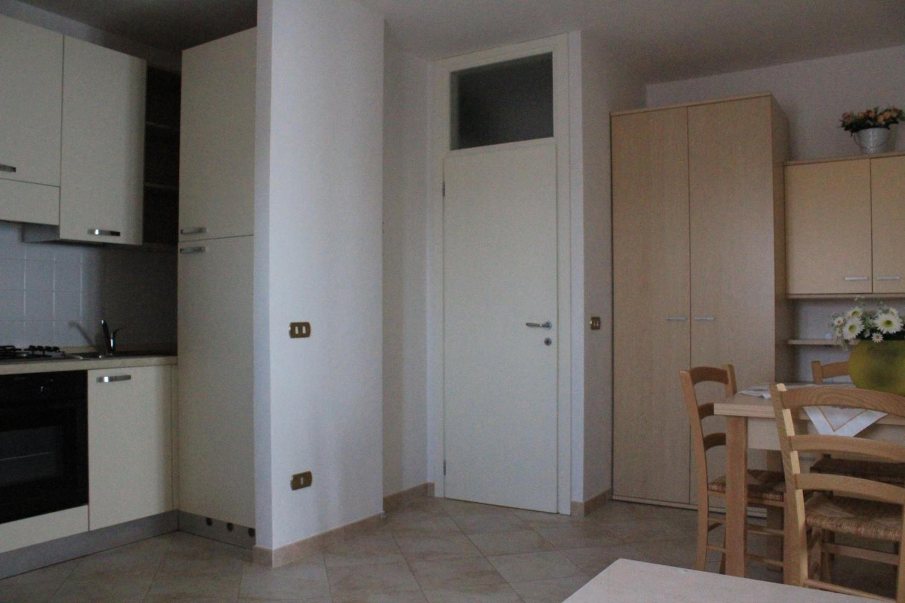 Apartment - Photo 17