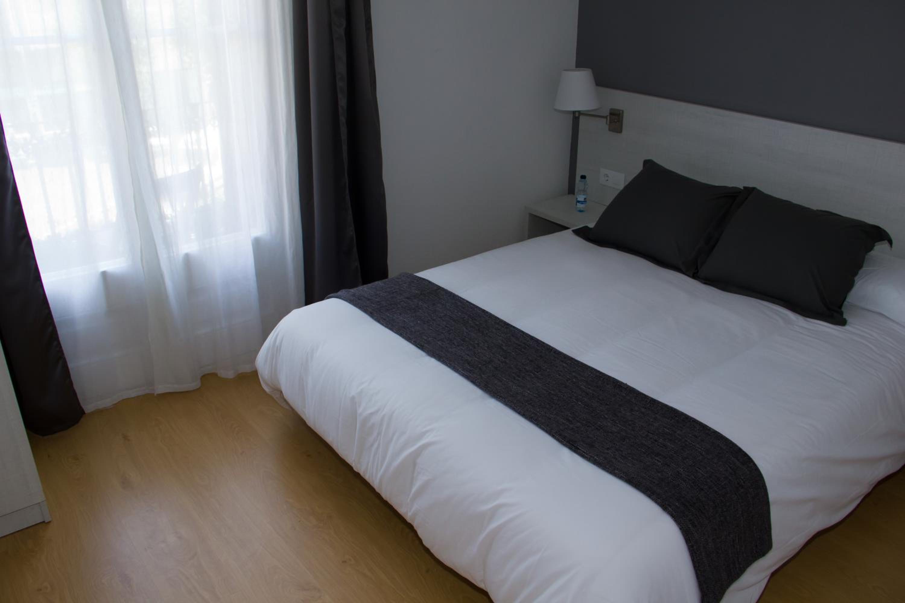 Double Room with Balcony photo 3