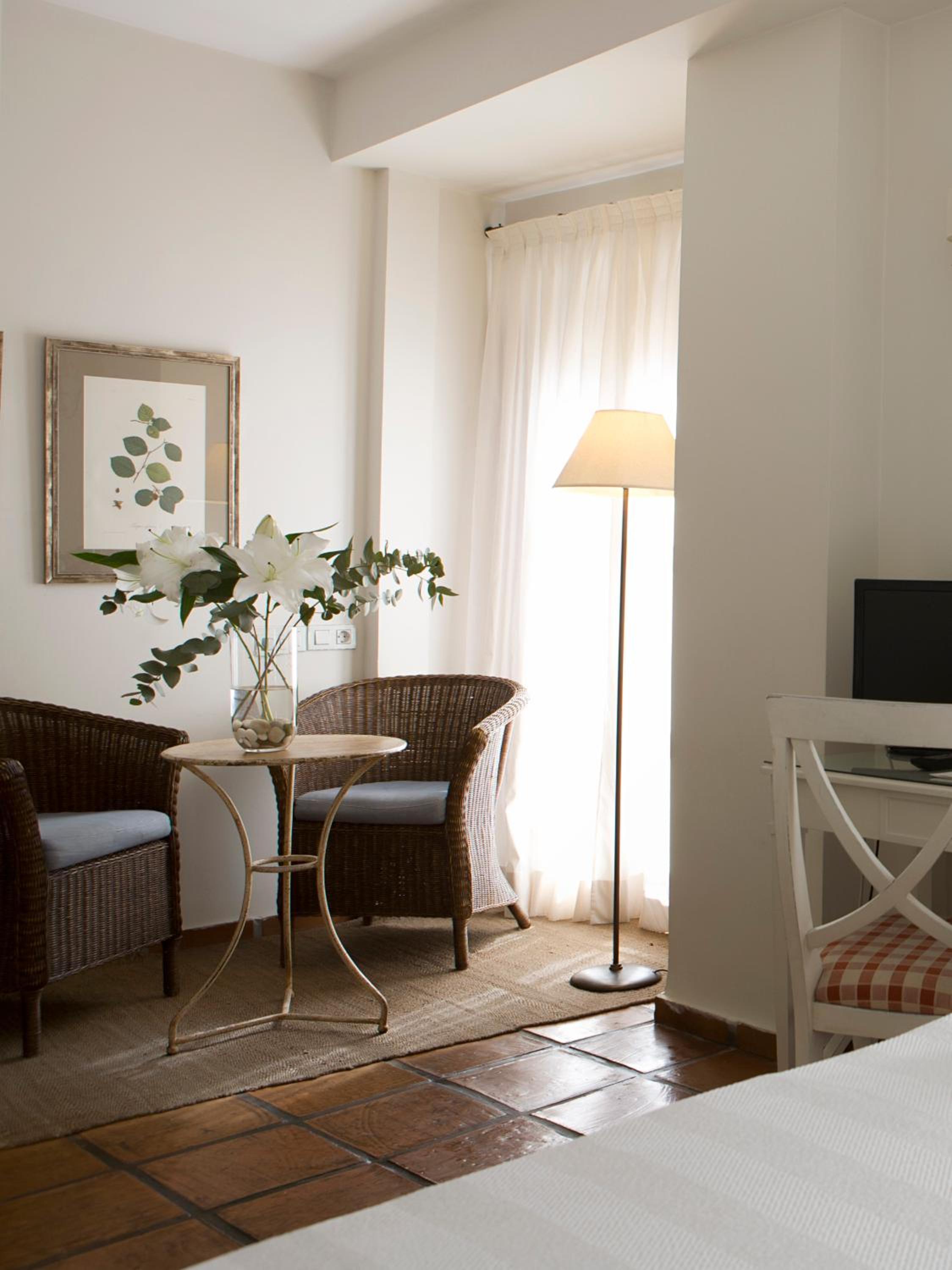 Standard Double or Twin Room - Photo 22