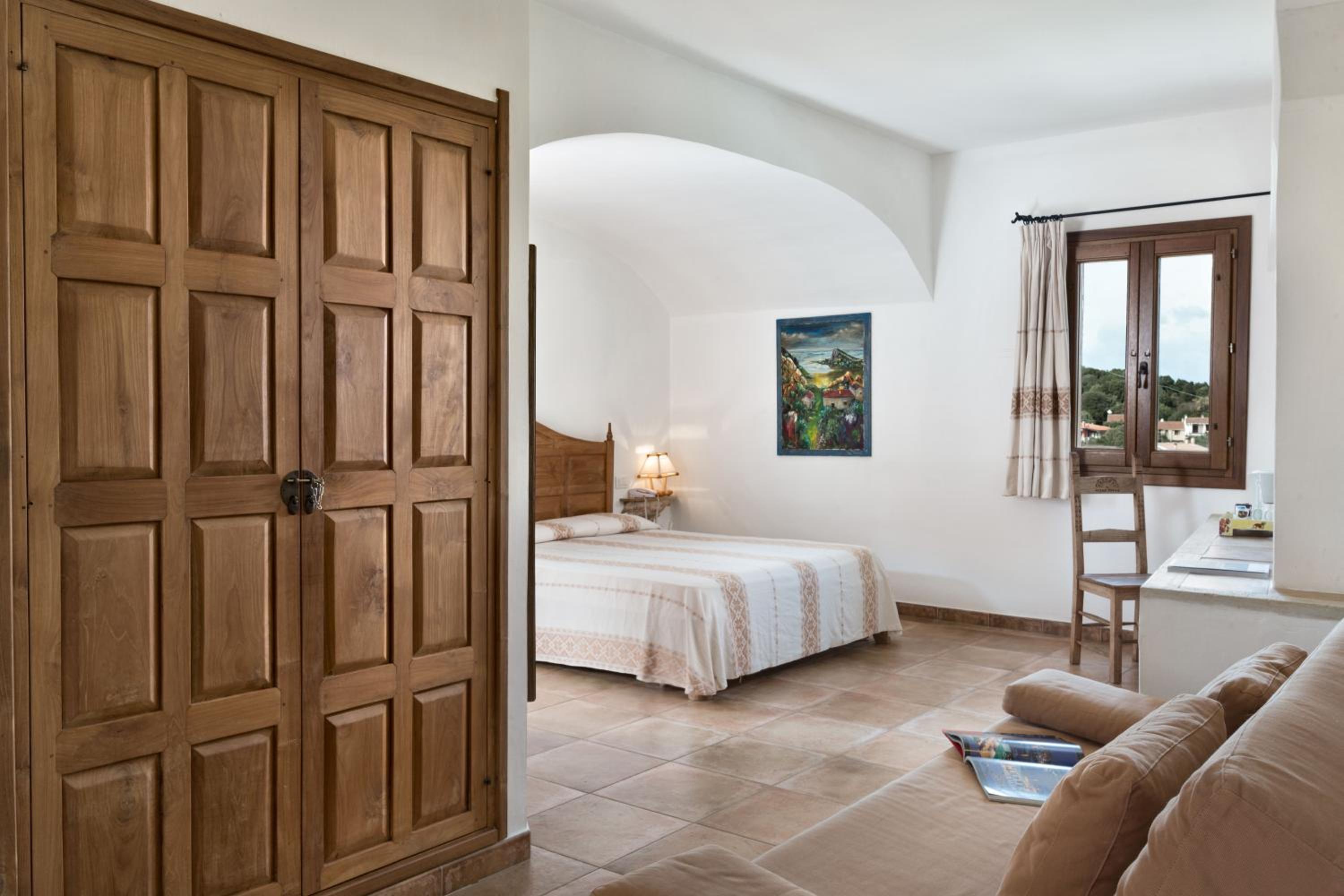 Superior Double Room with Balcony - Photo 1