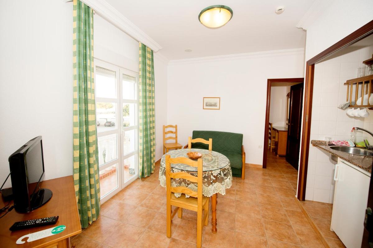 Apartment photo 2