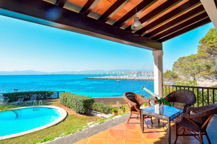 Villa - Beach Front photo 3