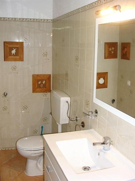 Two-Bedroom Apartment (4 Adults) photo 2
