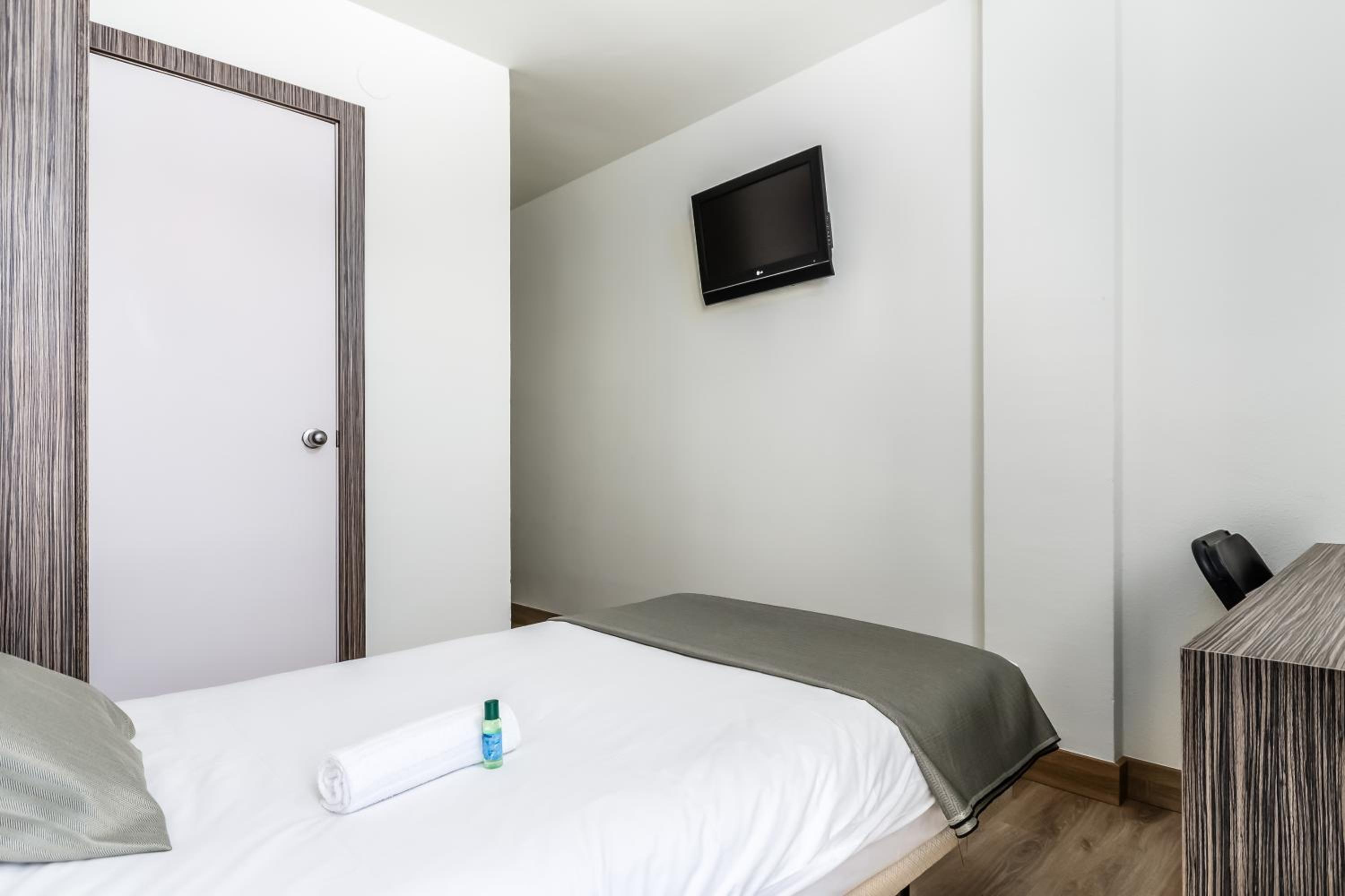 Single Room photo 3