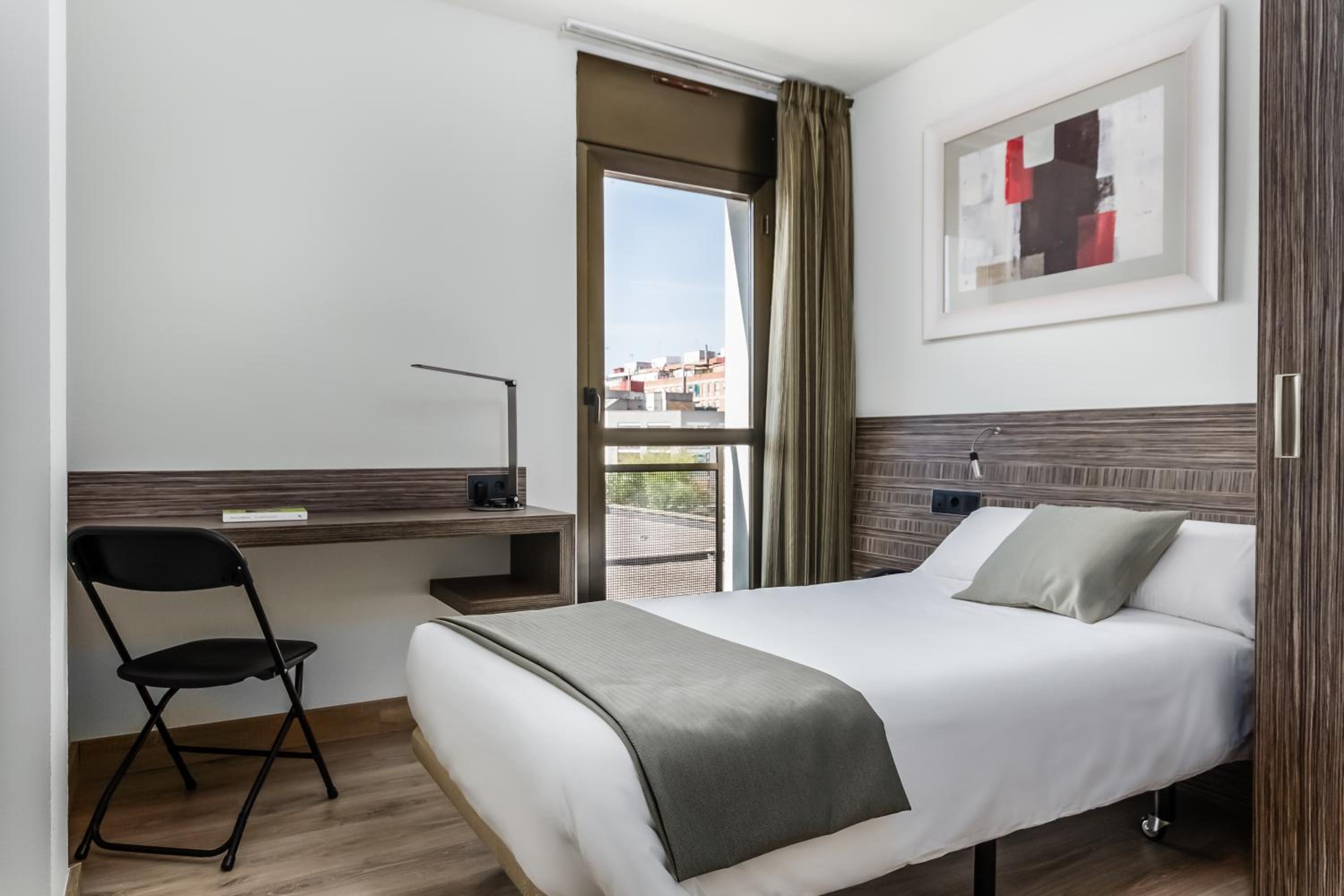 Single Room photo 2