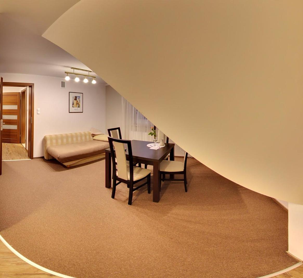 Apartment - Photo 4