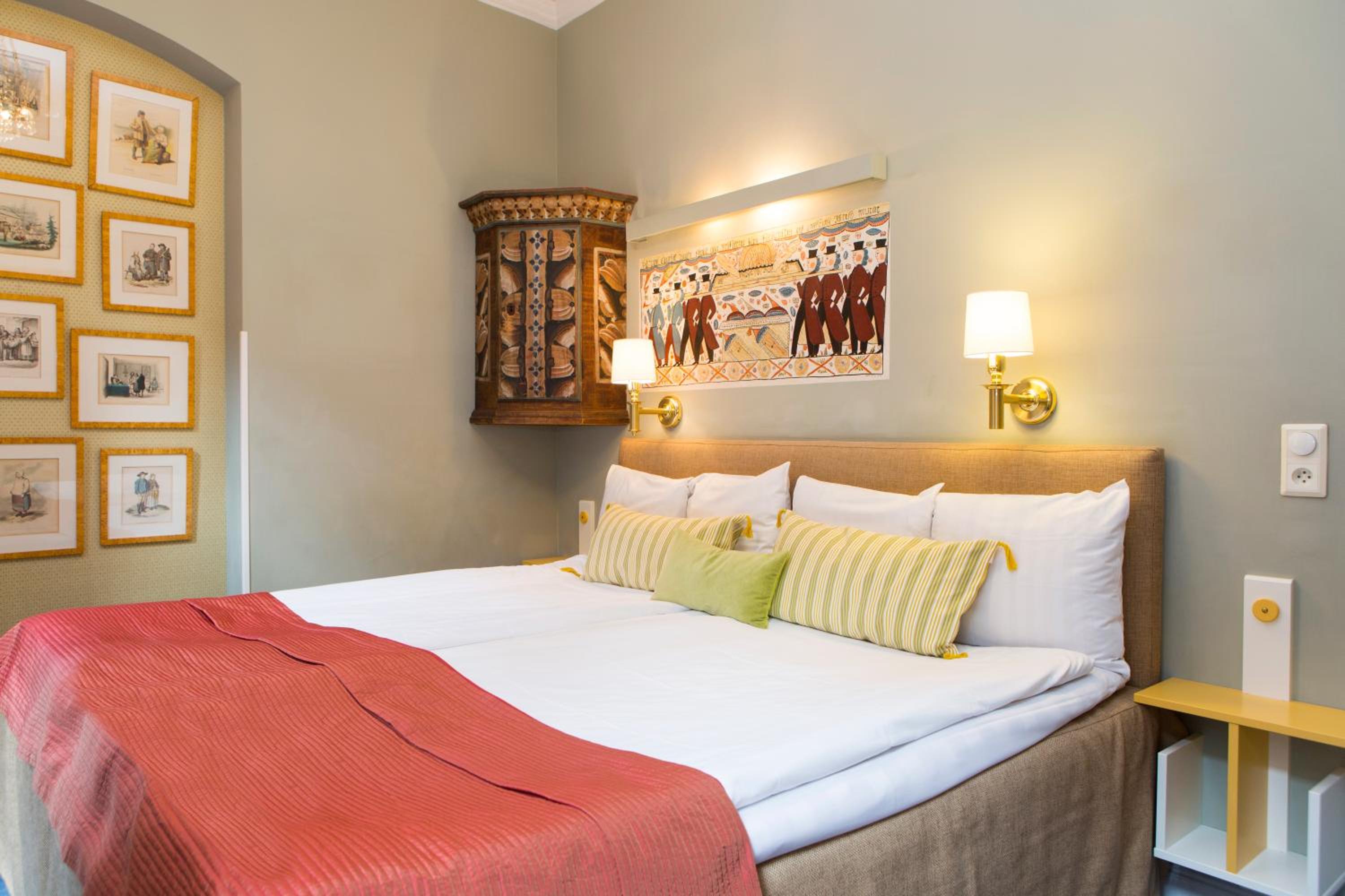 Double Room - Photo 7