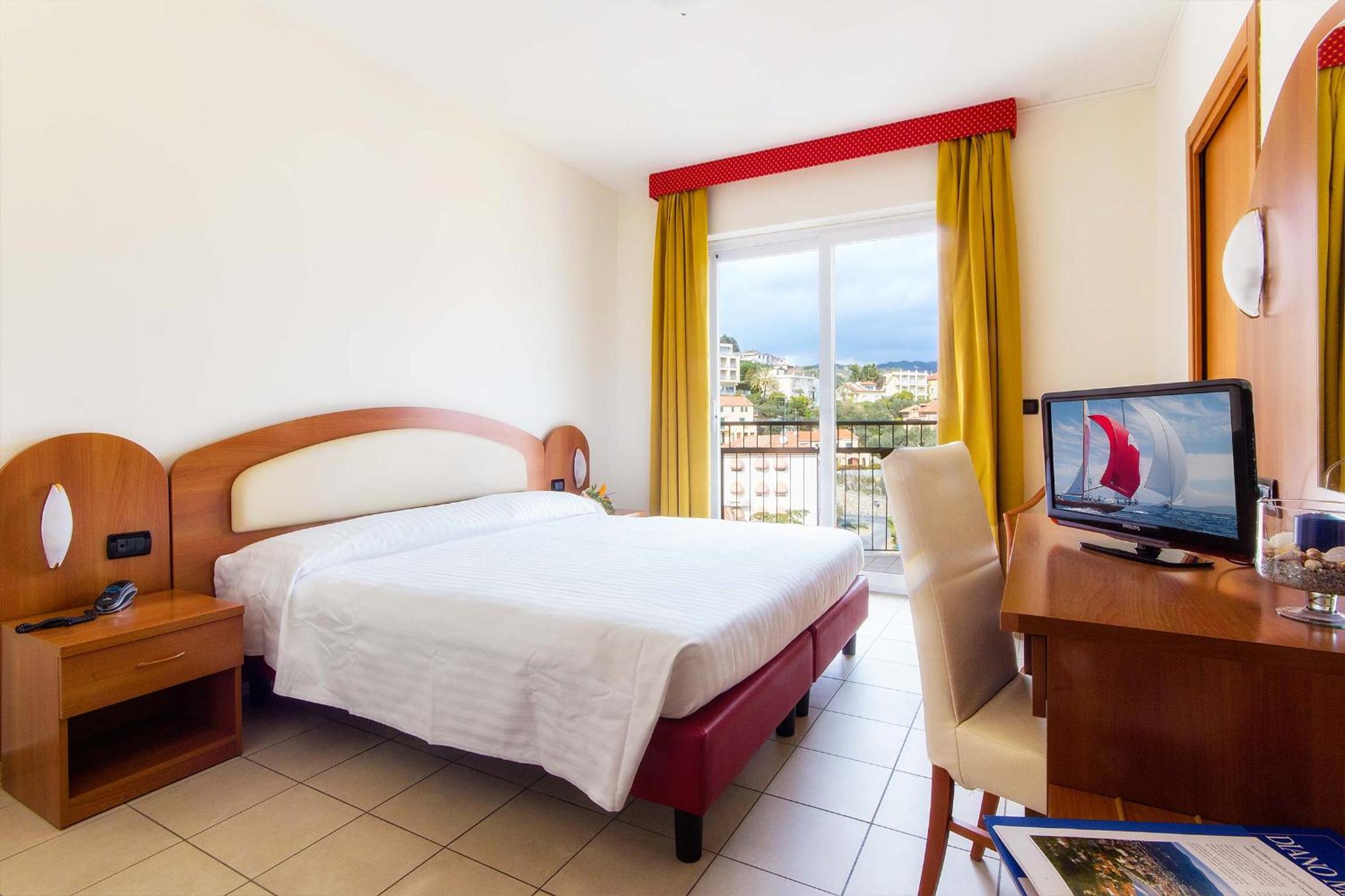 Large Single Room photo 3