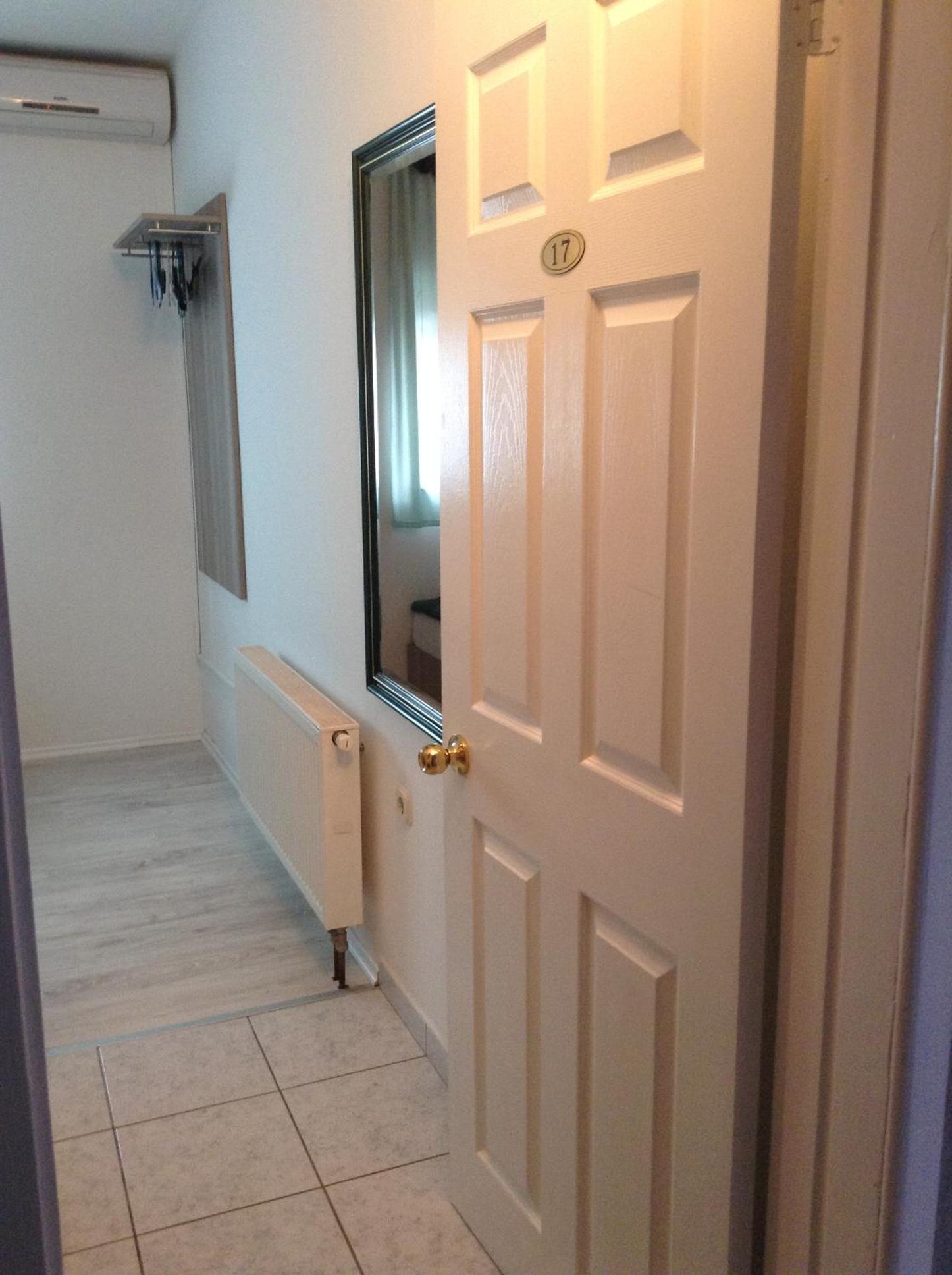 Twin Room photo 1