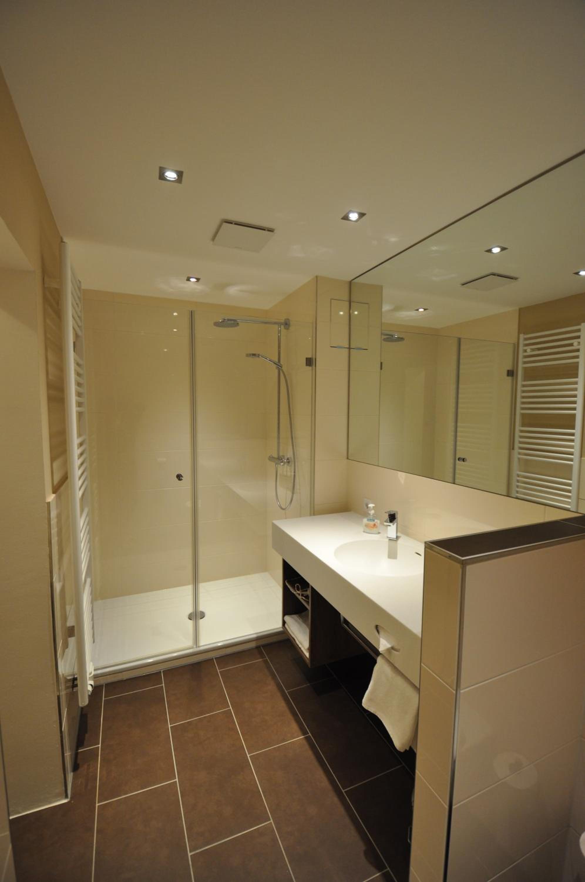 Double Room - Photo 6
