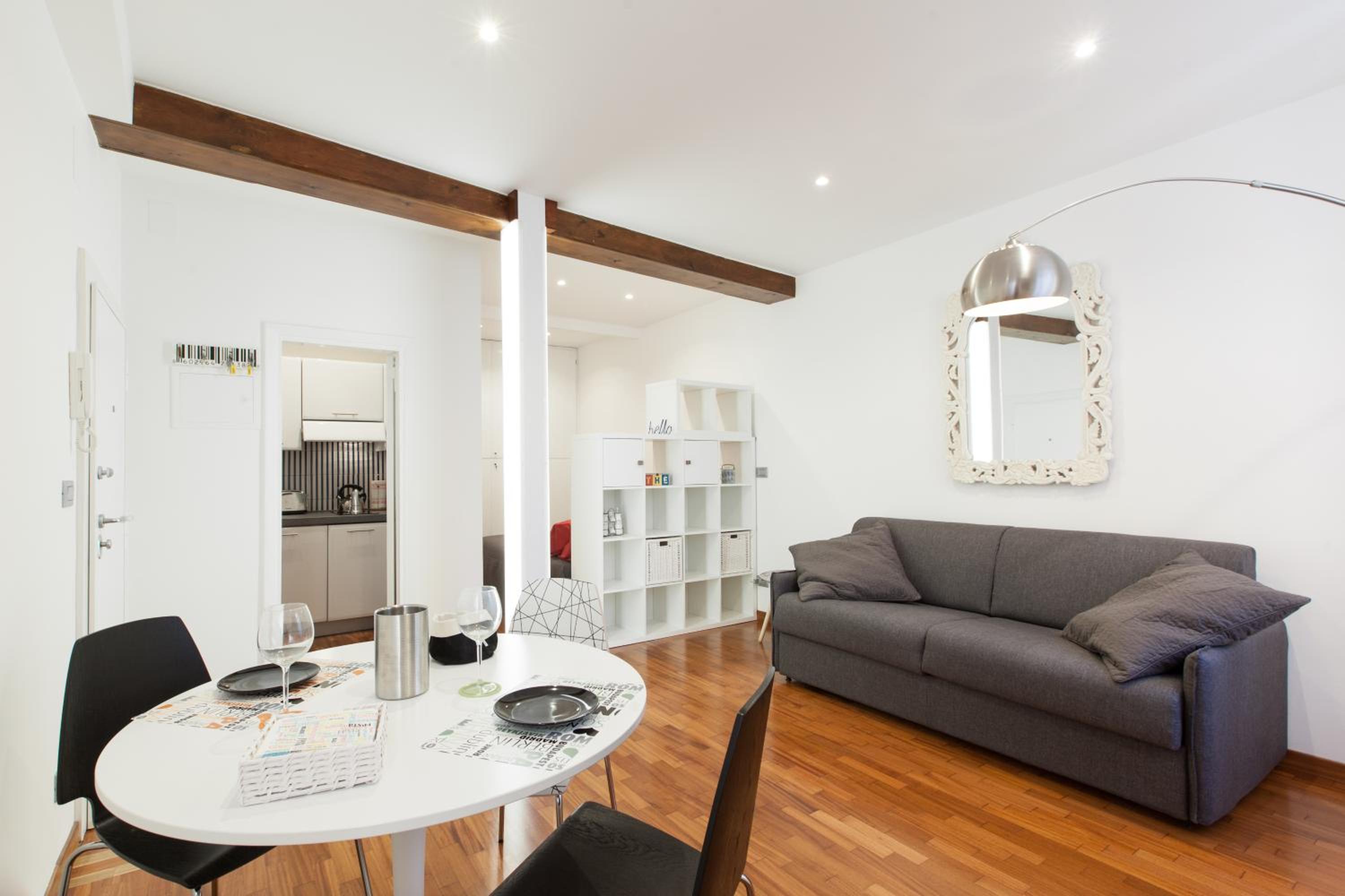 Studio Apartment