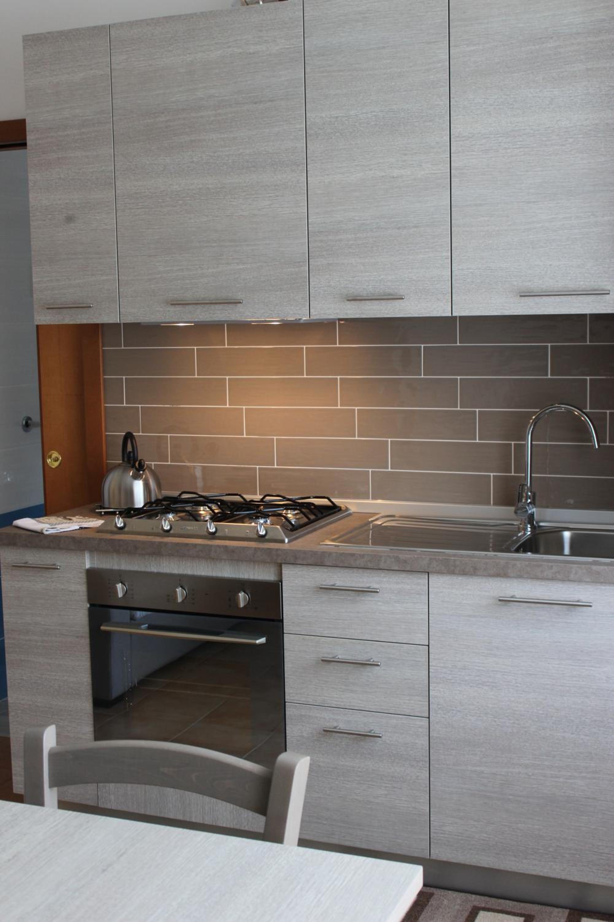 One-Bedroom Apartment - Photo 2