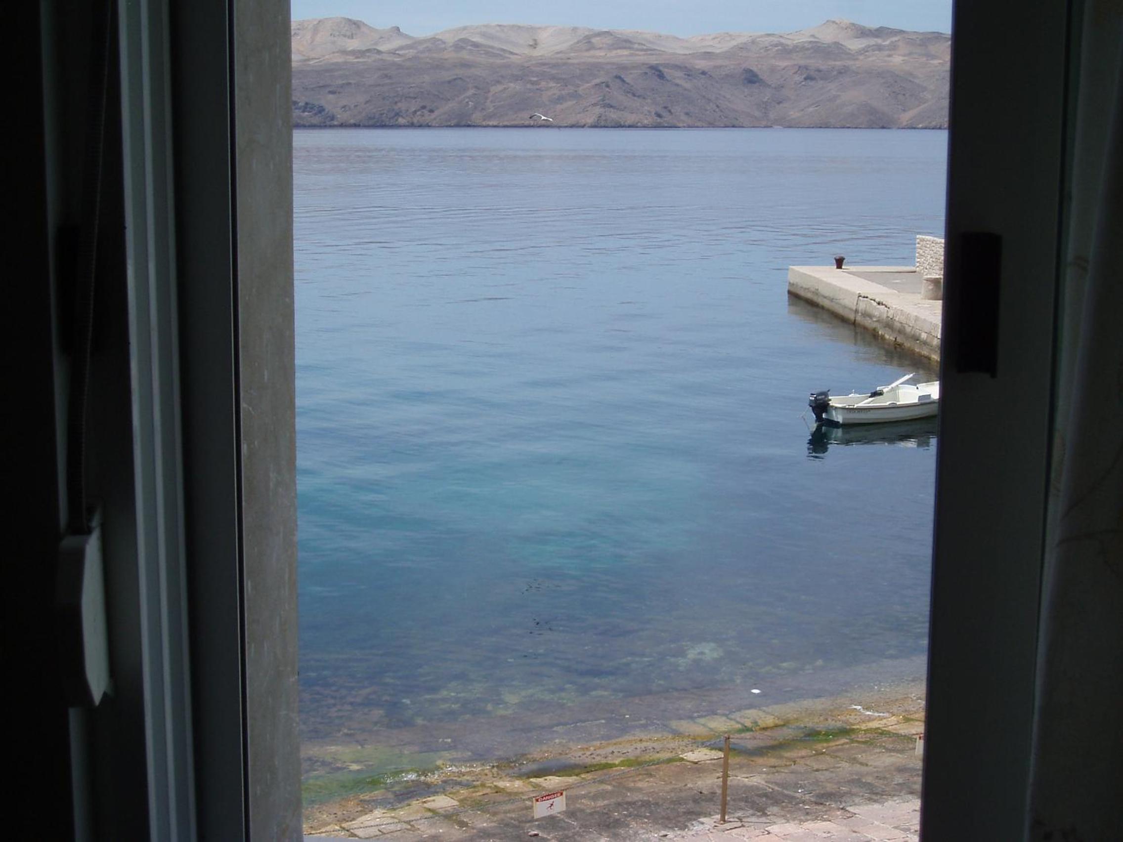 Apartment with Sea View - Photo 13