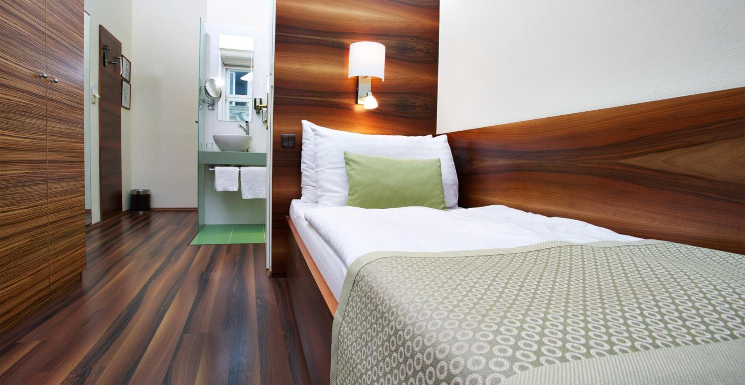 Standard Single Room photo 3