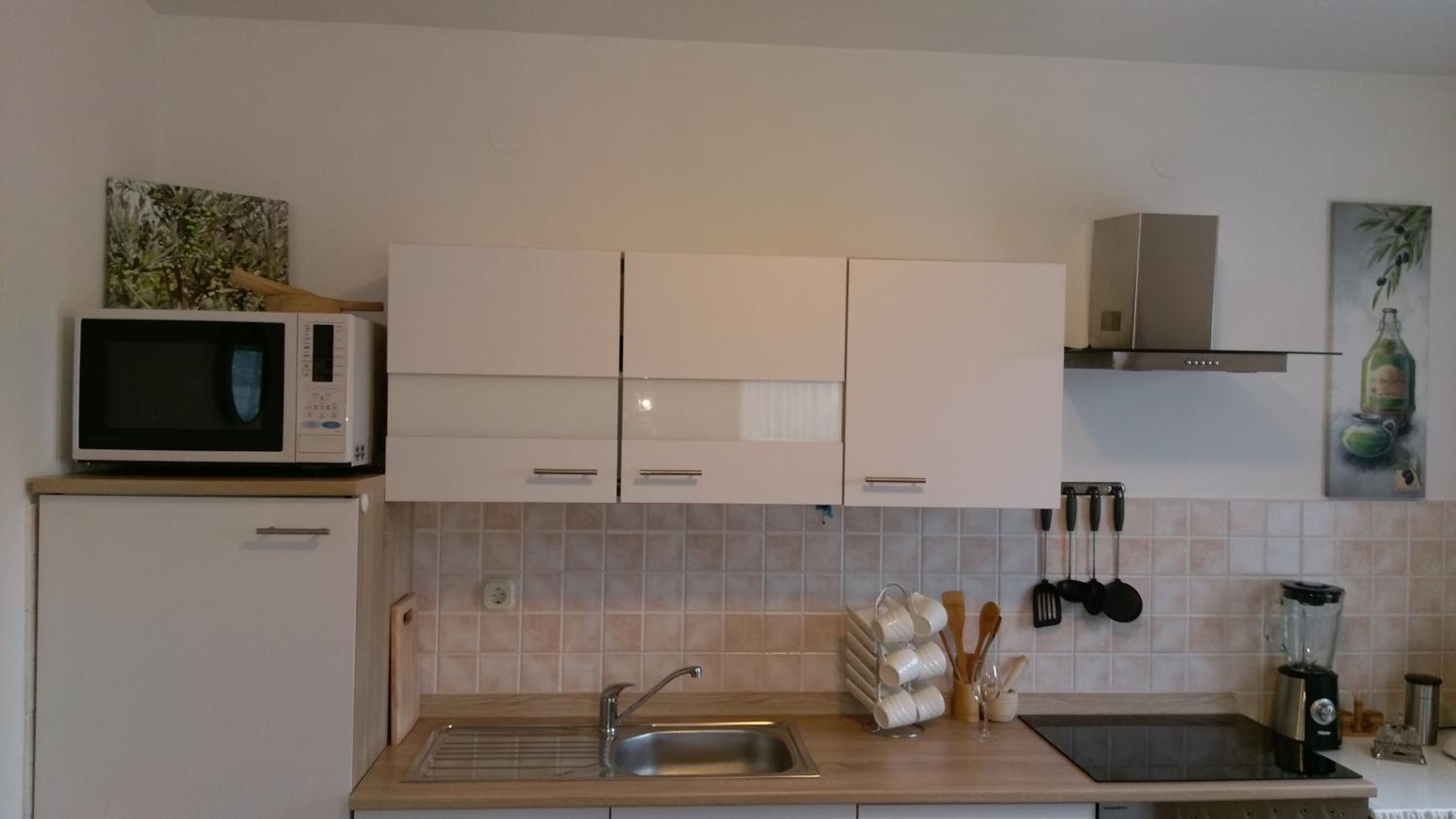 One-Bedroom Apartment - Photo 16