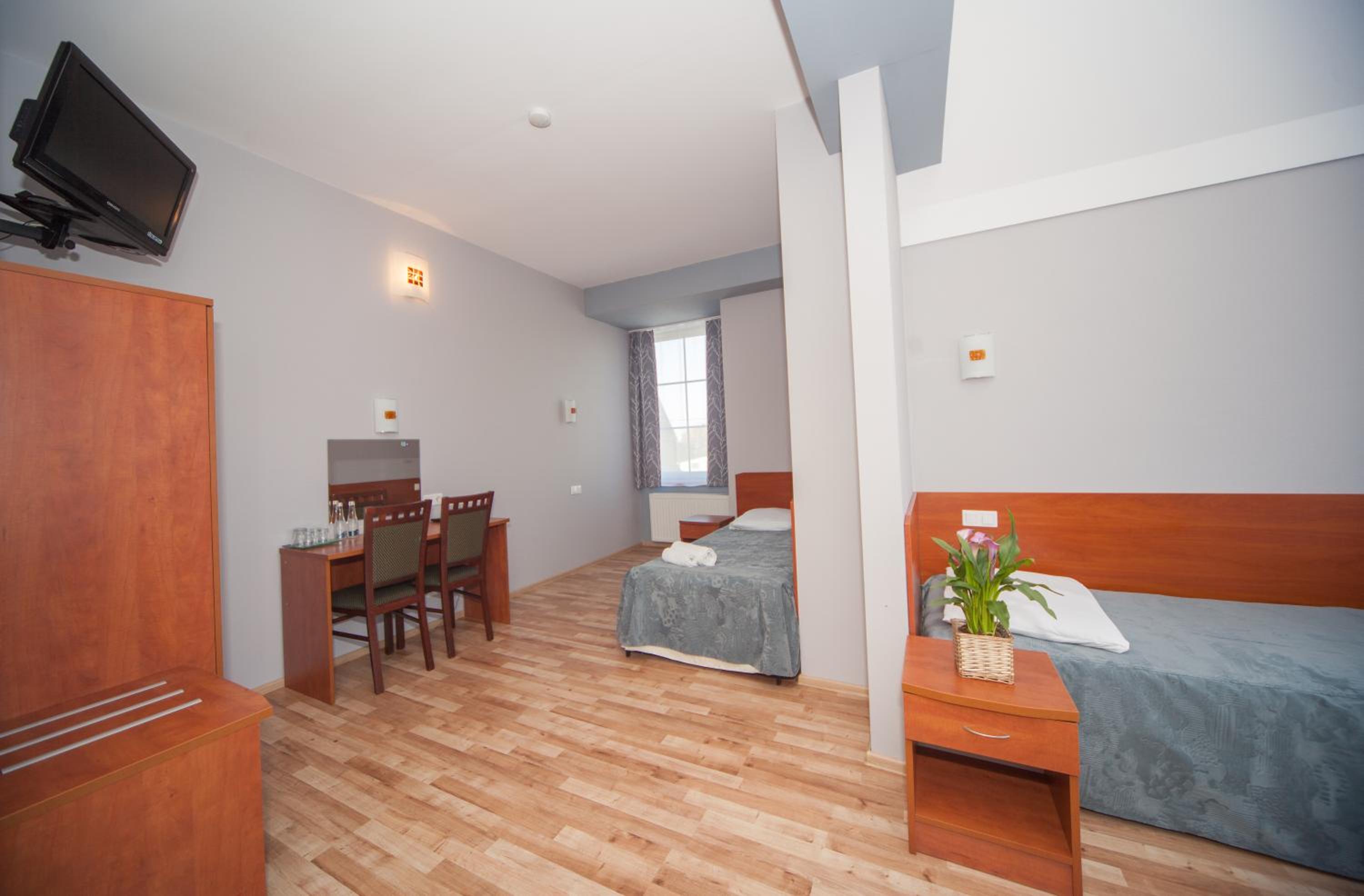 Triple Room - Photo 6