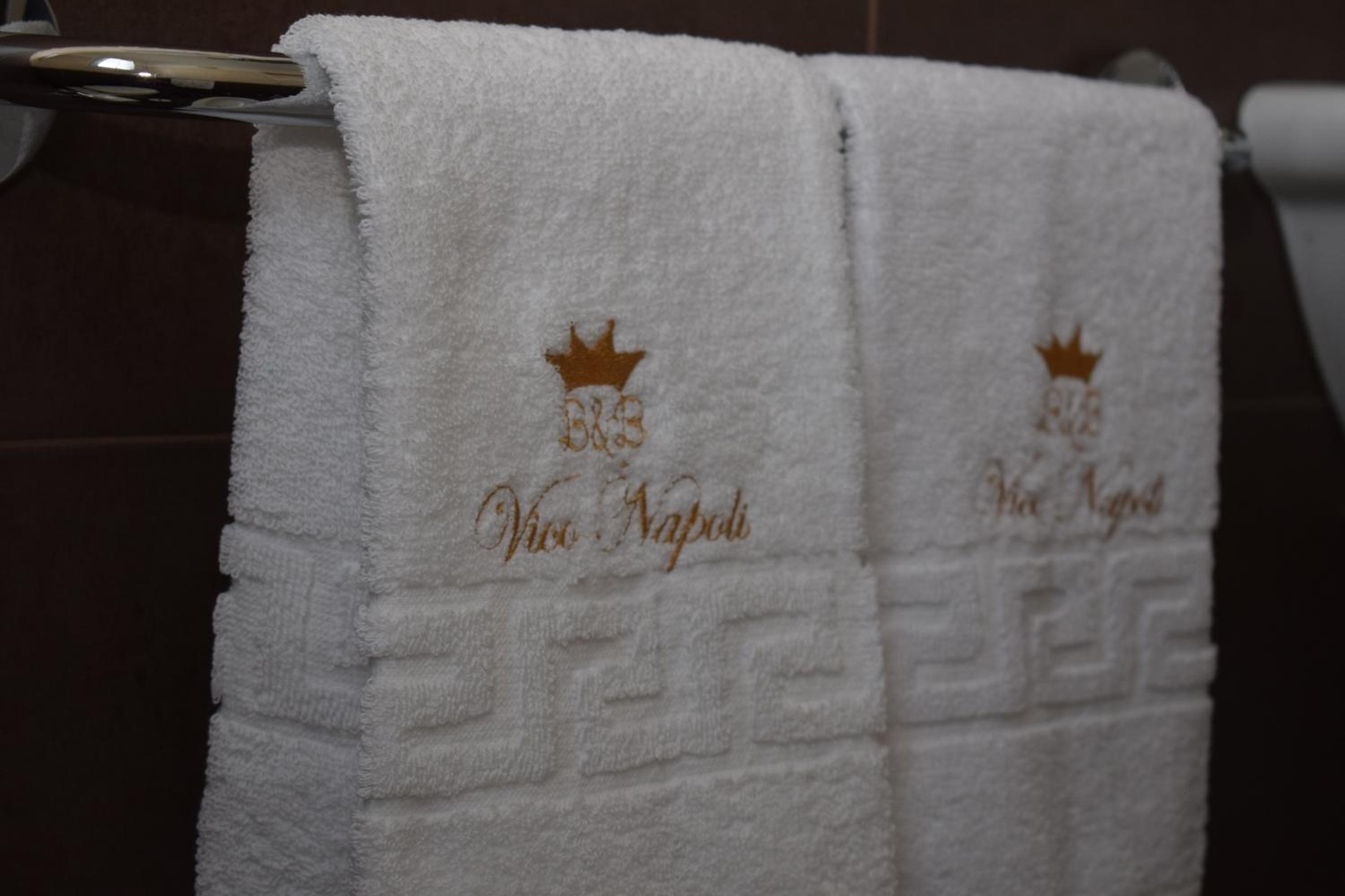 Double or Twin Room with Private Bathroom photo 3