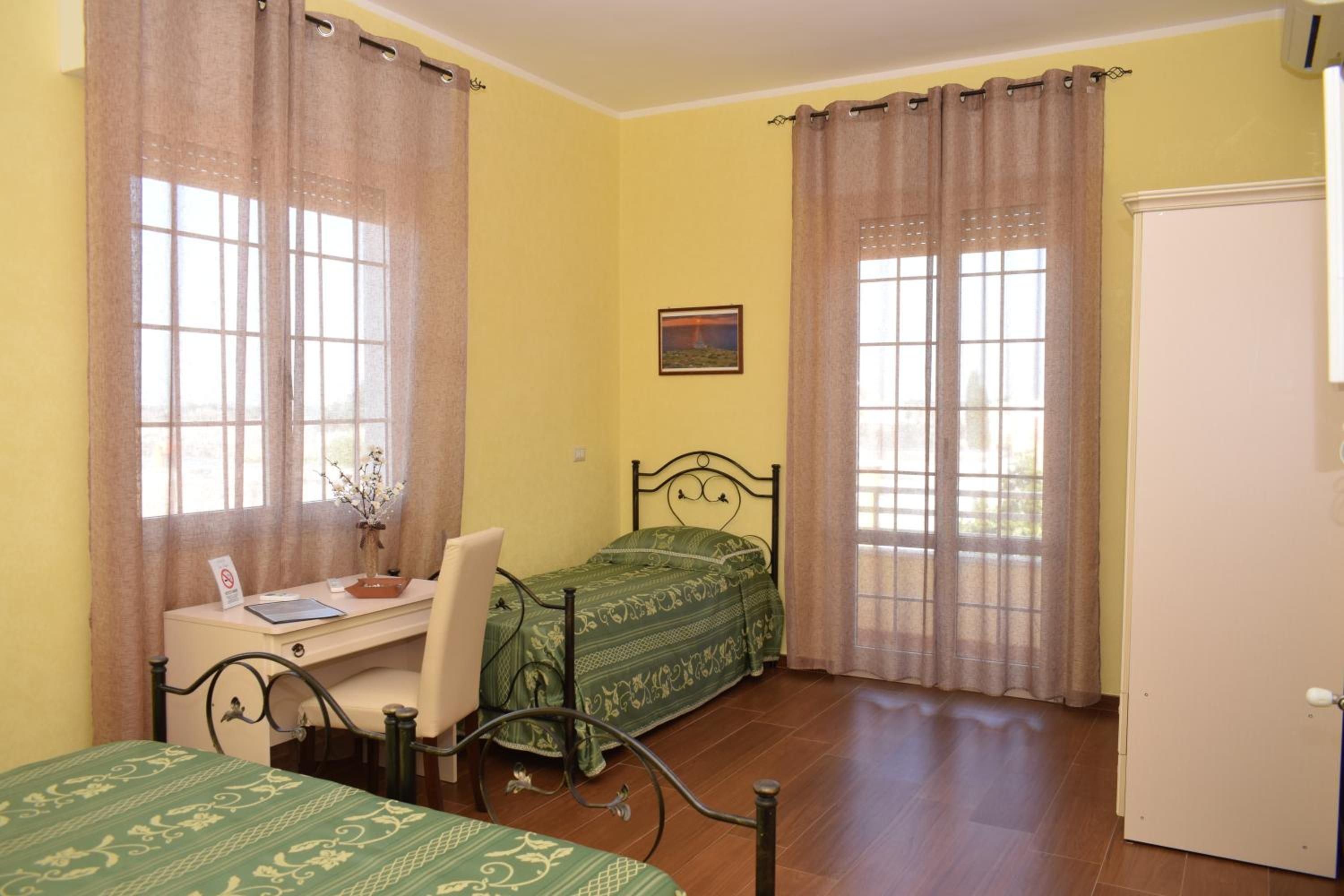 Triple Room with Balcony photo 1