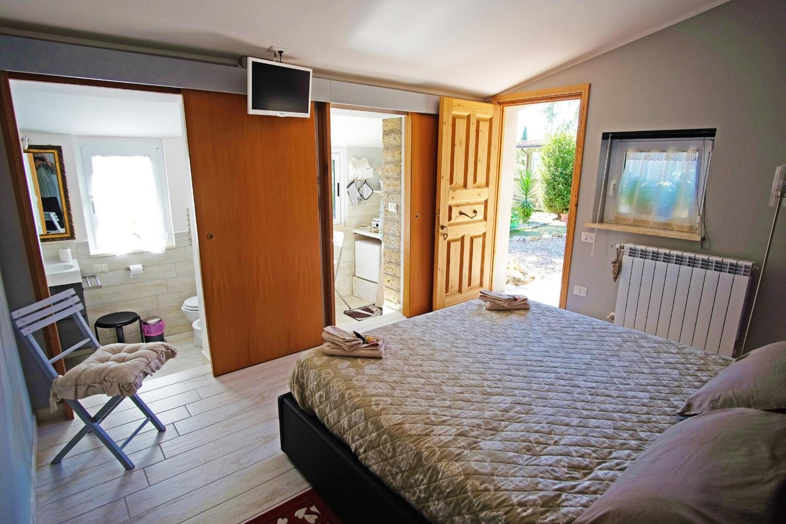 Suite with Garden View