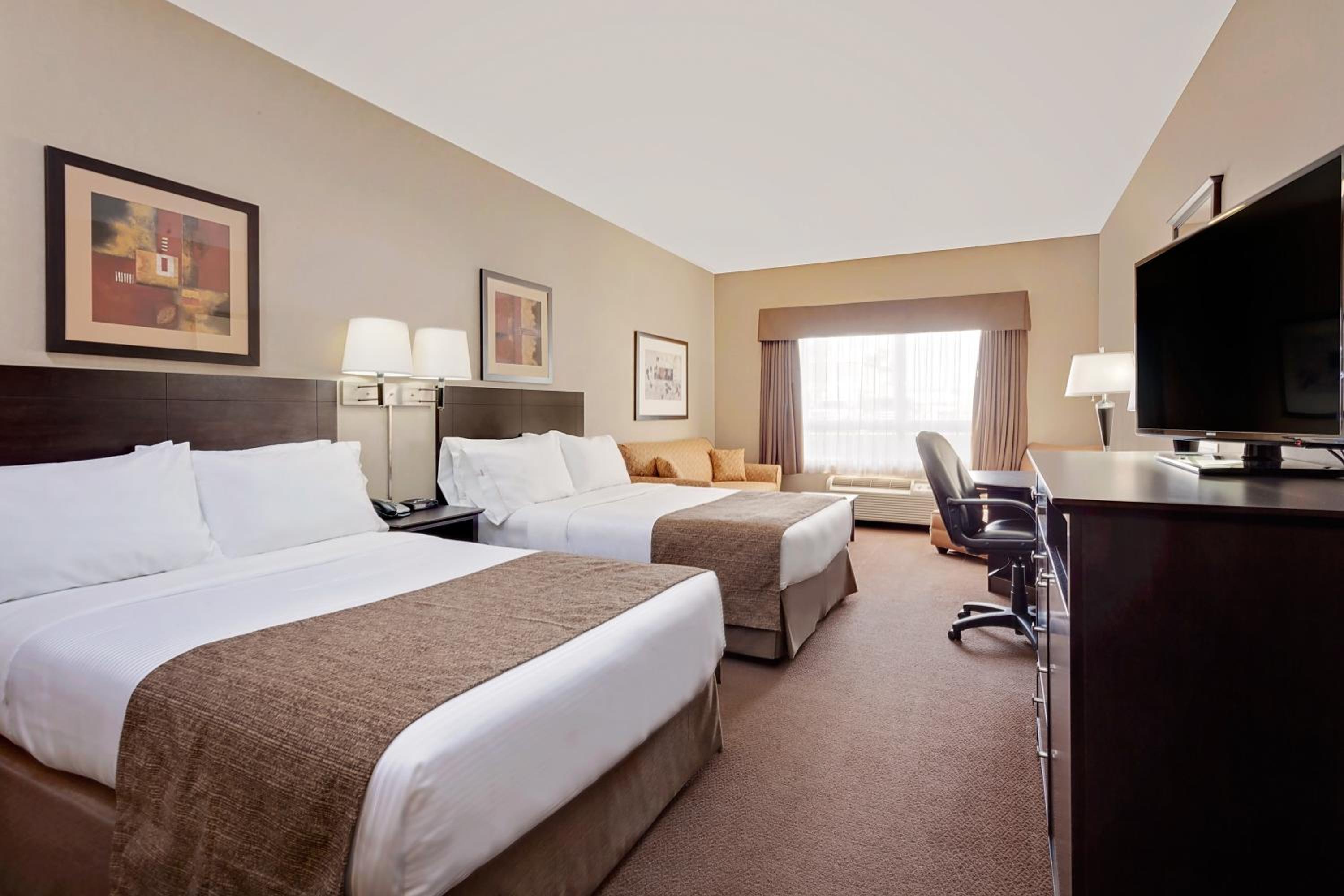 Double Room with Two Double Beds - Non-Smoking - Photo 3