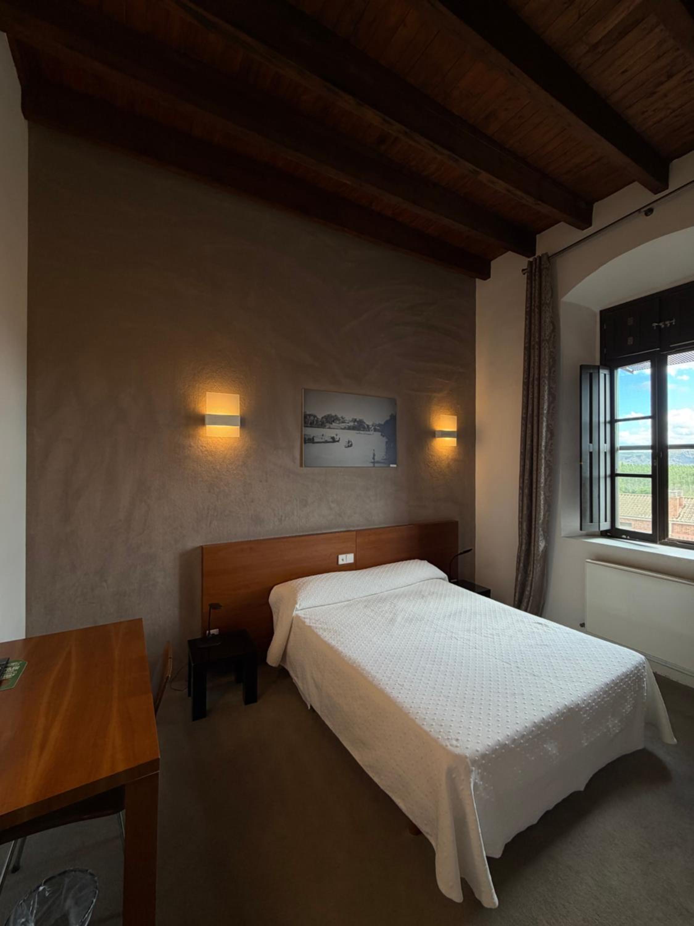 Double or Twin Room photo 2