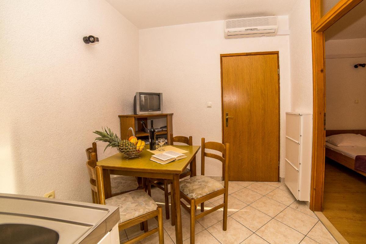 Apartment with Sea View photo 1