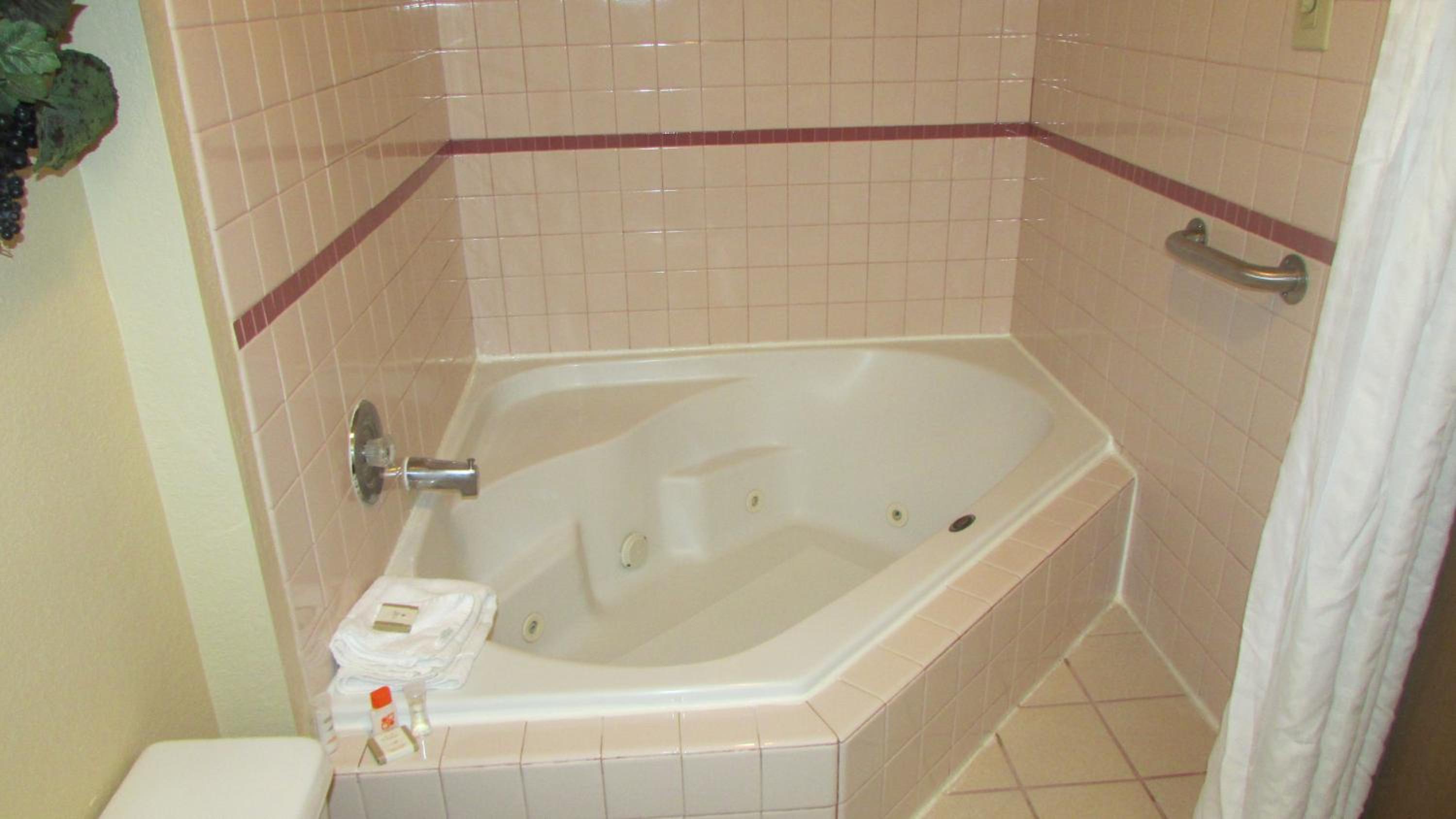 King Studio Suite - Non-Smoking (No Pets) - Photo 2