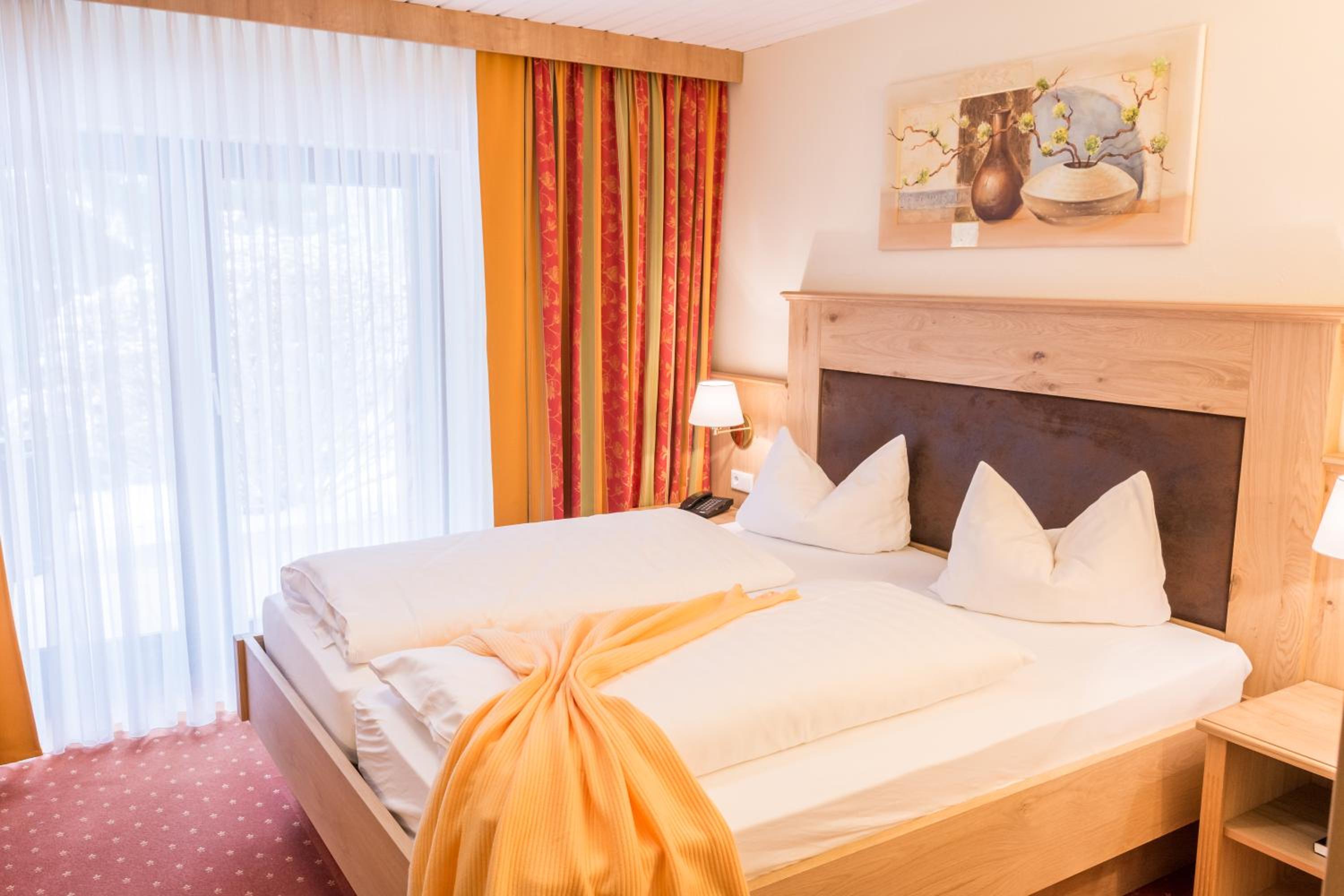 Double Room with Balcony or Terrace photo 3