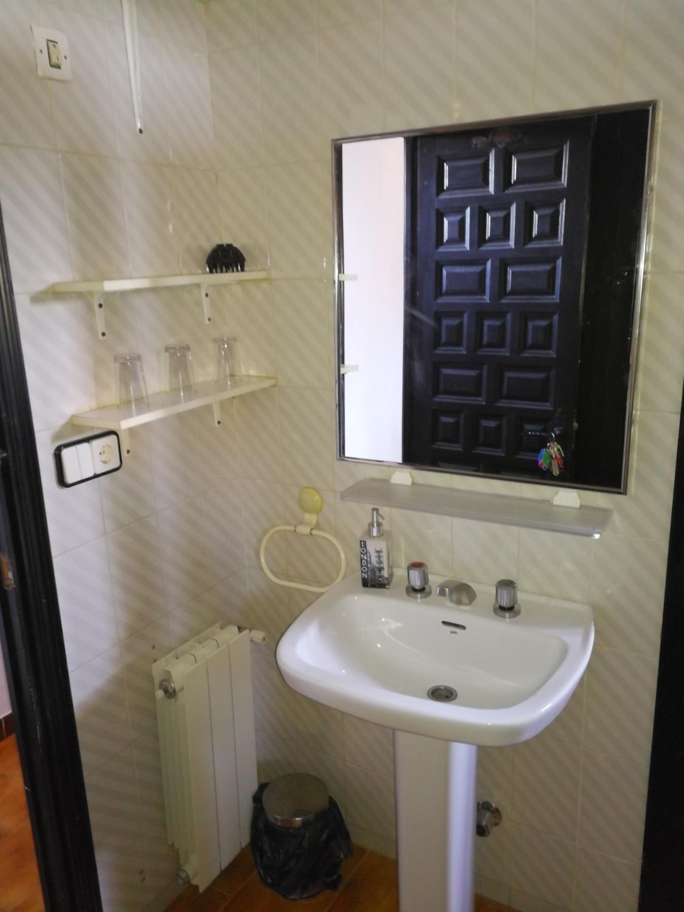 Quadruple Room - Photo 3