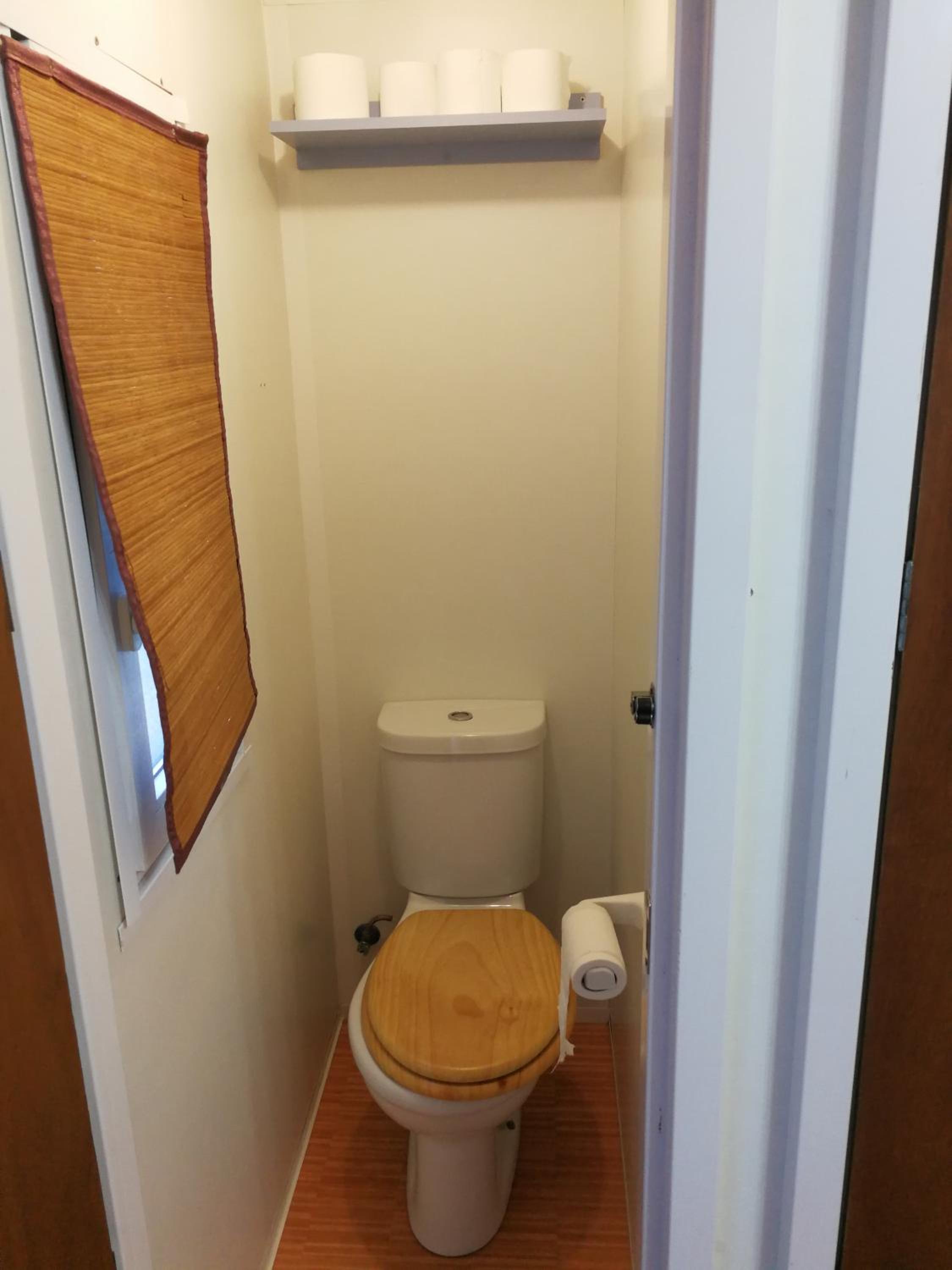 Mobile Home - Photo 5