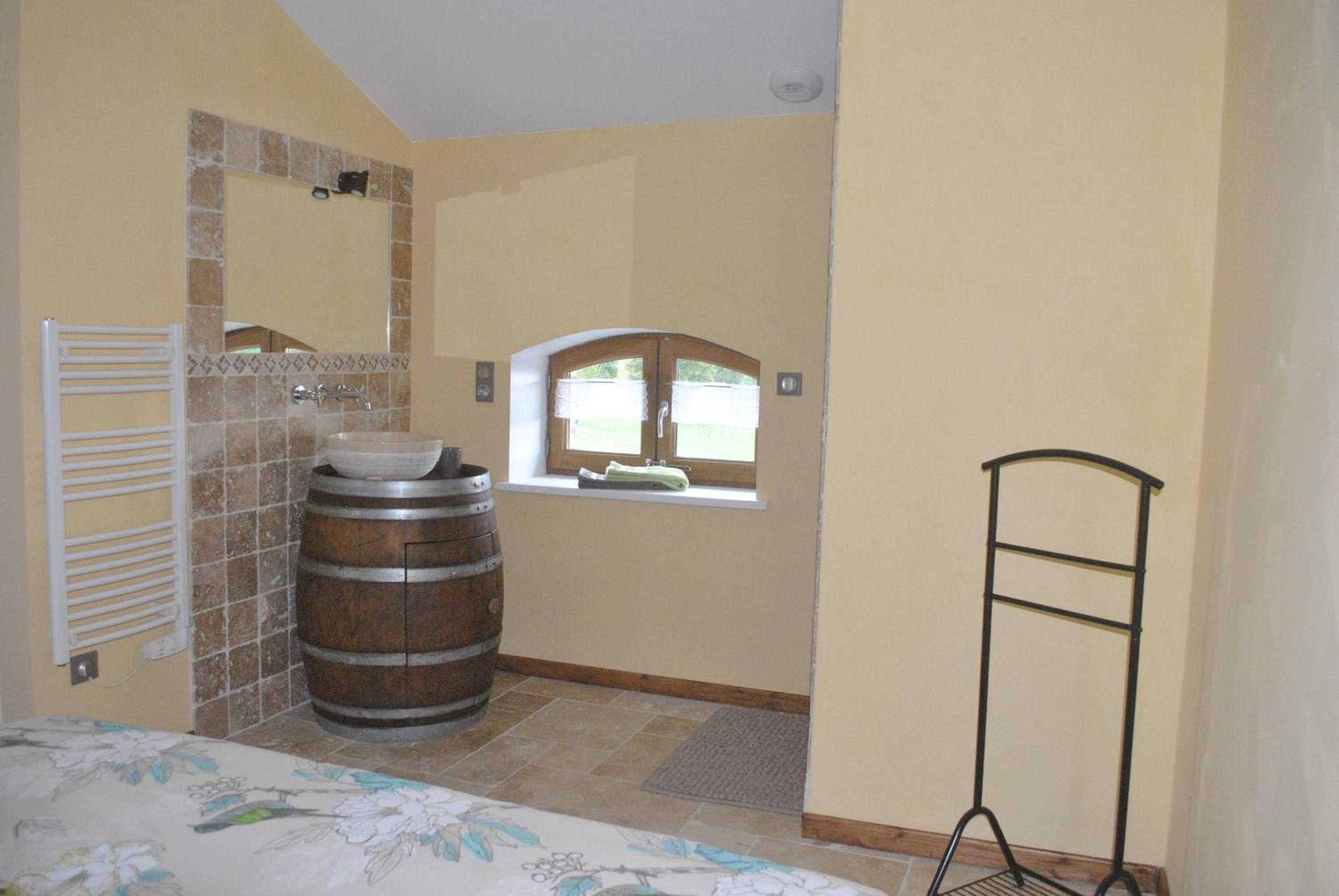 Large Double Room photo 3